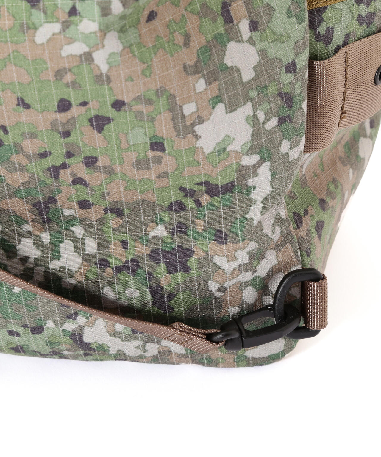直営店限定》REFLECT RIP BOAT SHAPED SHOULDER BAG | AVIREX