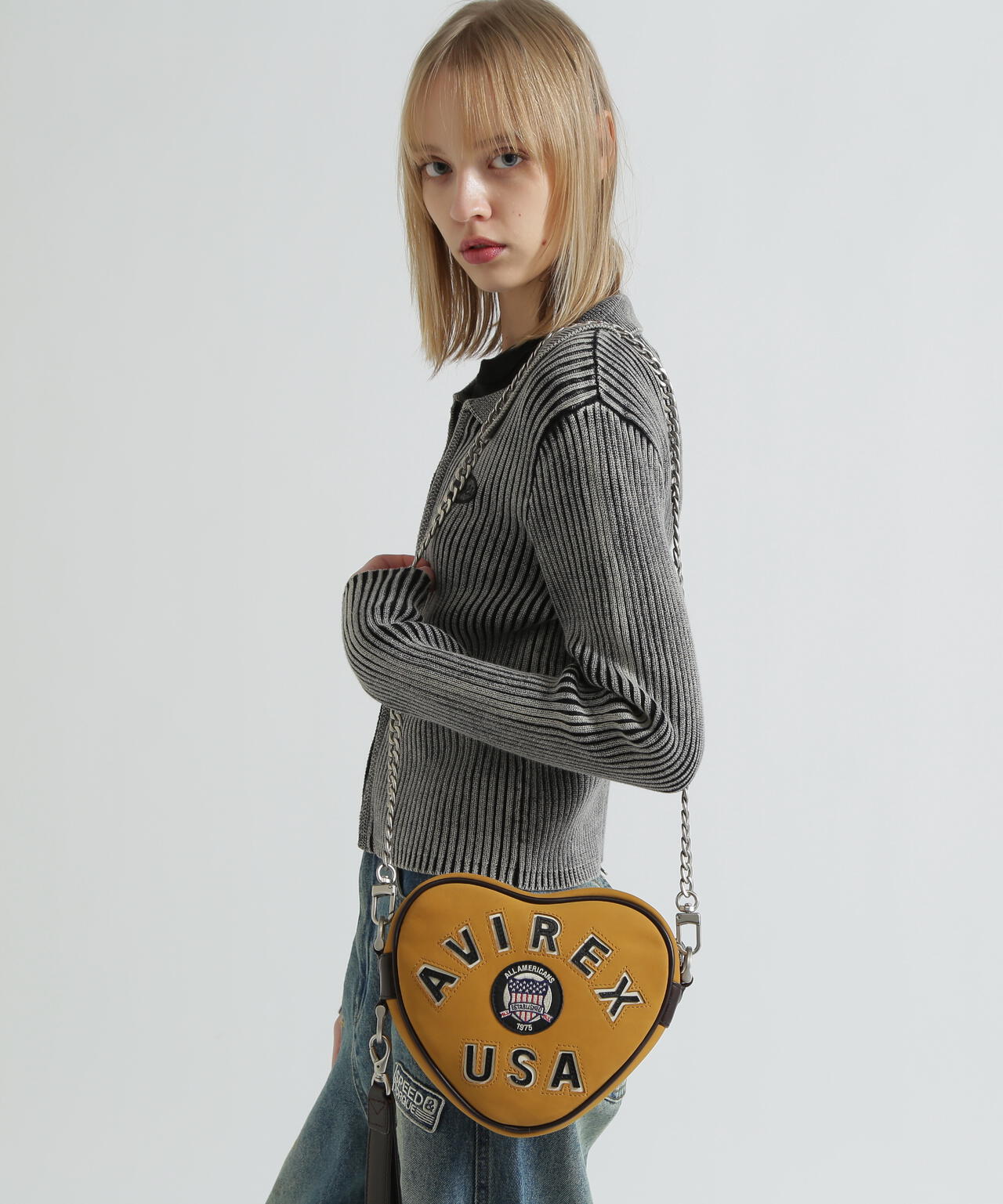 直営店限定》LX VARSITY LEATHER HEART CHAIN BAG | AVIREX
