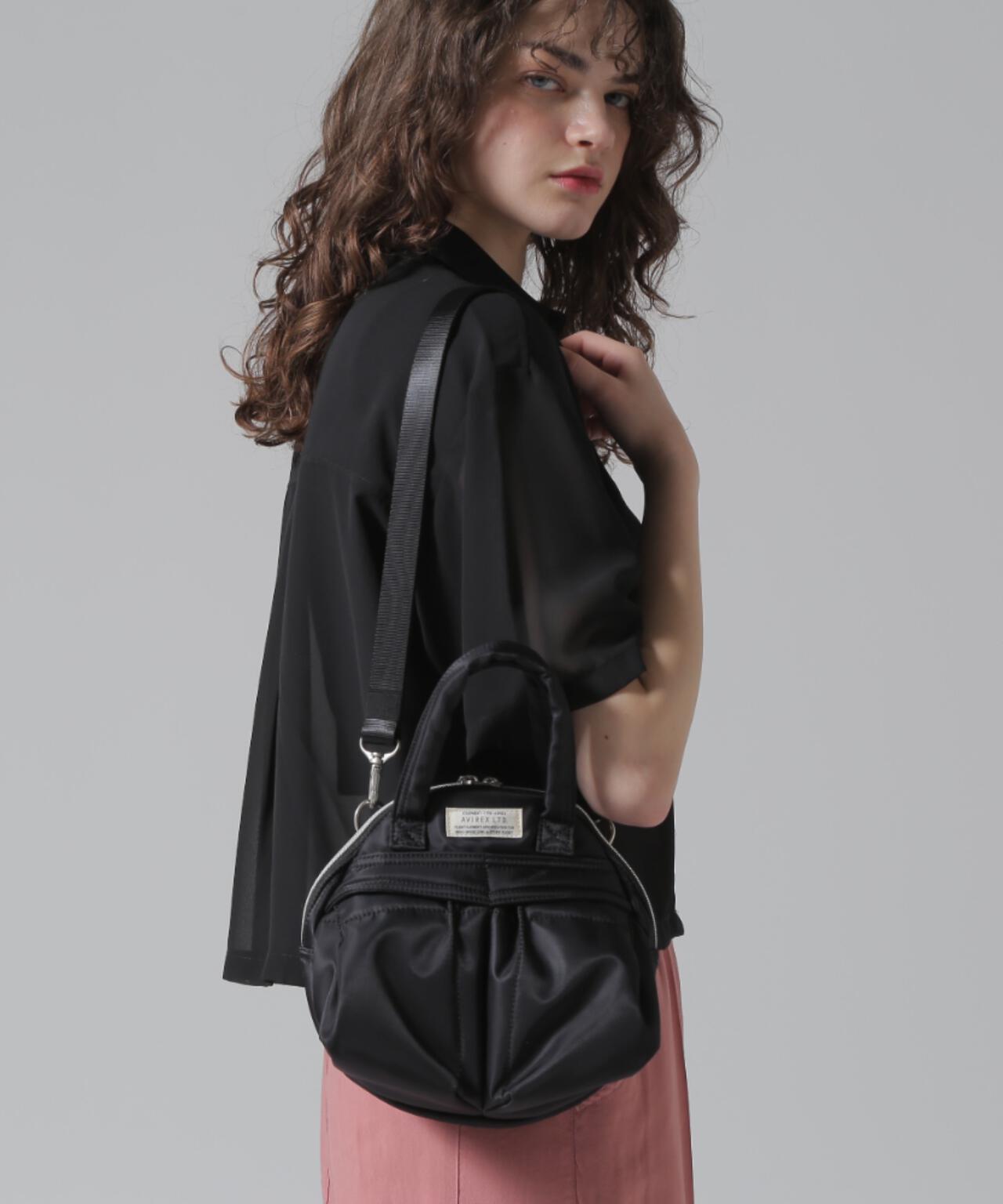 《直営店限定》CIRCLE NYLON BAG