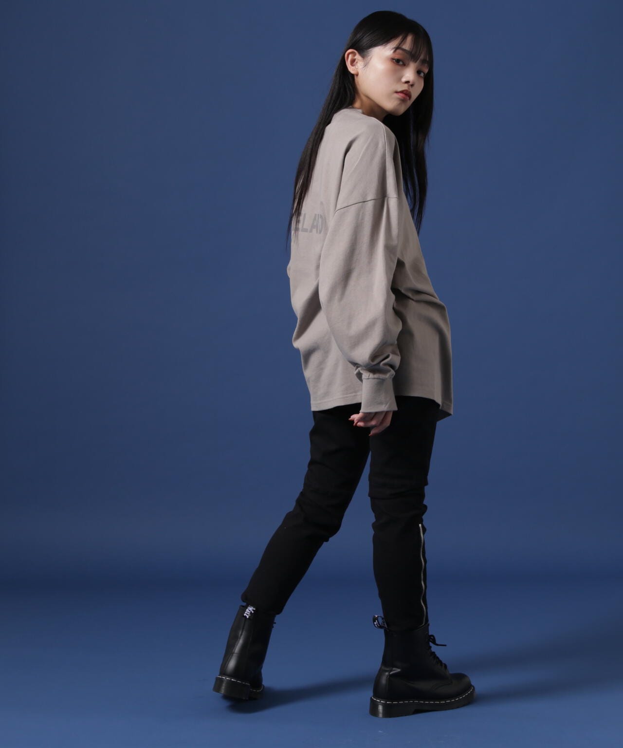 【WEB&DEPOT限定】WHITELAND/ホワイトランド/LOGO LST/ロゴロングスリーブT