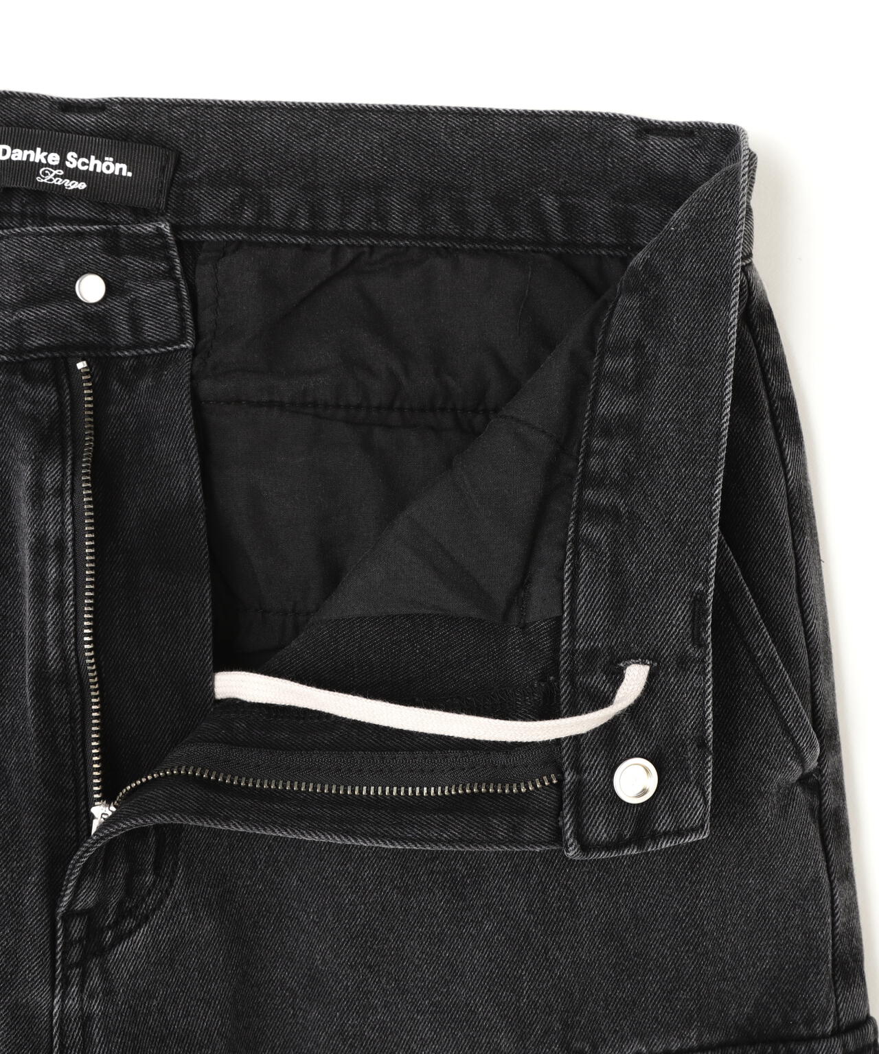 a980427a-3b63-574b-bf39-e91c5fe517e4_Image