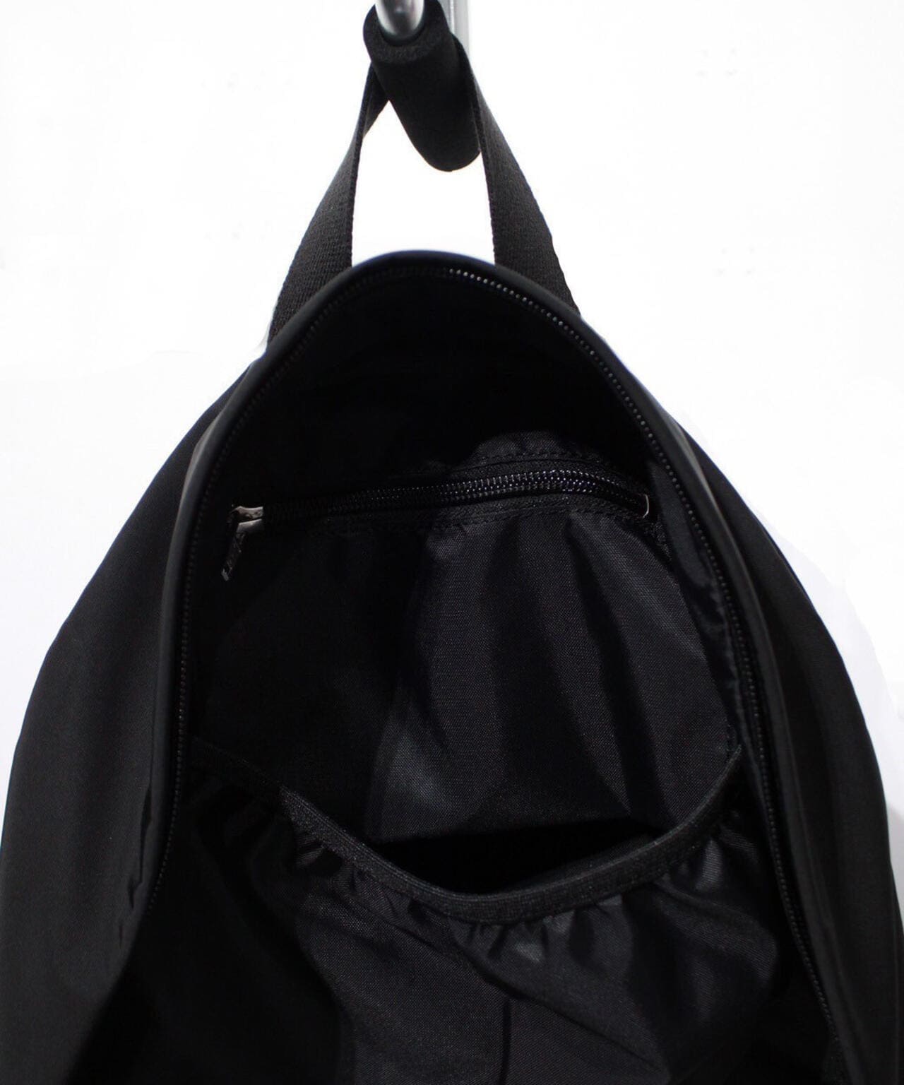 soe/ソーイ/【LHP EXCLUSIVE】LEATHER ONE SHOULDER B.P | L.H.P