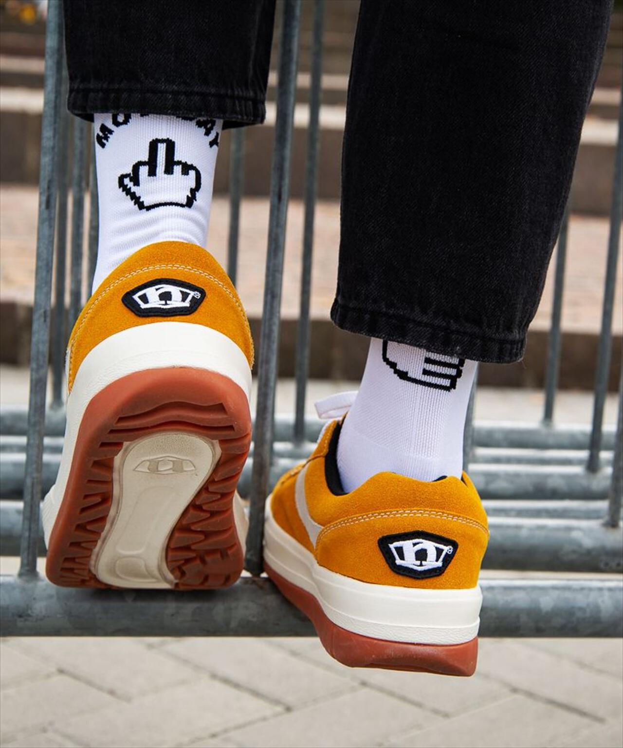 2d4ed819-7061-5627-af8c-2be75586dd1f_Image