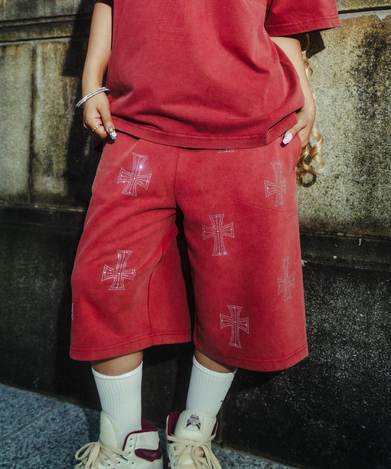 UNKNOWNLONDON/アンノウンロンドン/OUTLINE CROSS SWEAT SHORTS