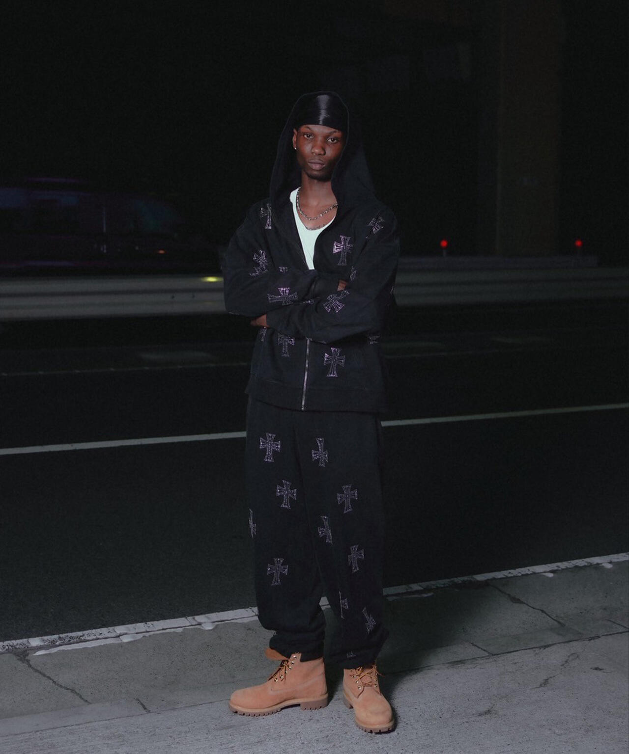 UNKNOWNLONDON/アンノウンロンドン/OUTLINE RHINESTONE SWEAT PANTS