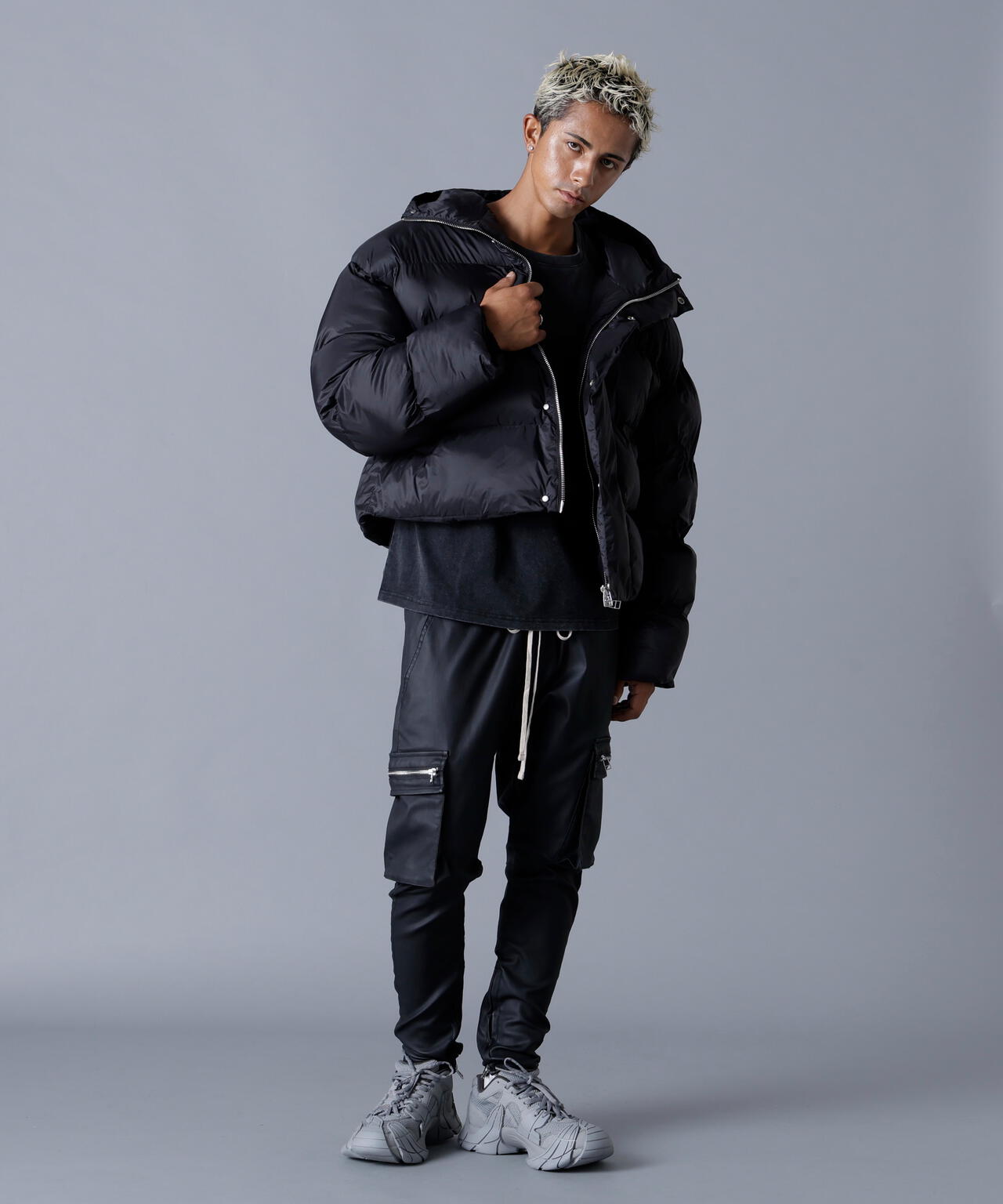 DankeSchon/ダンケシェーン/高密度NYLON HOODED BLOUSON