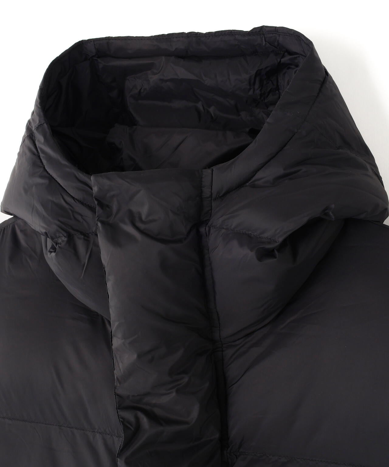 DankeSchon/ダンケシェーン/高密度NYLON HOODED BLOUSON