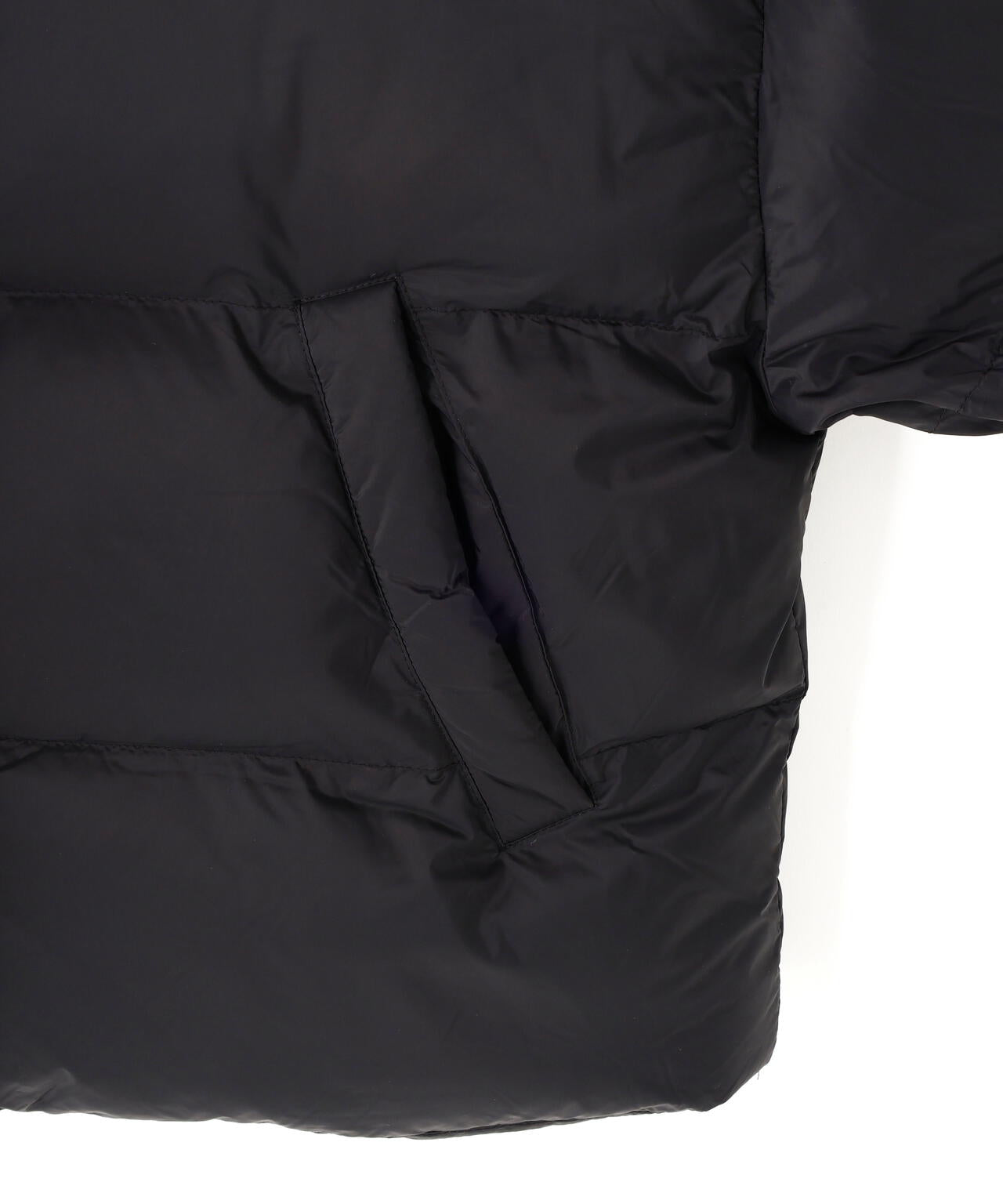 DankeSchon/ダンケシェーン/高密度NYLON HOODED BLOUSON