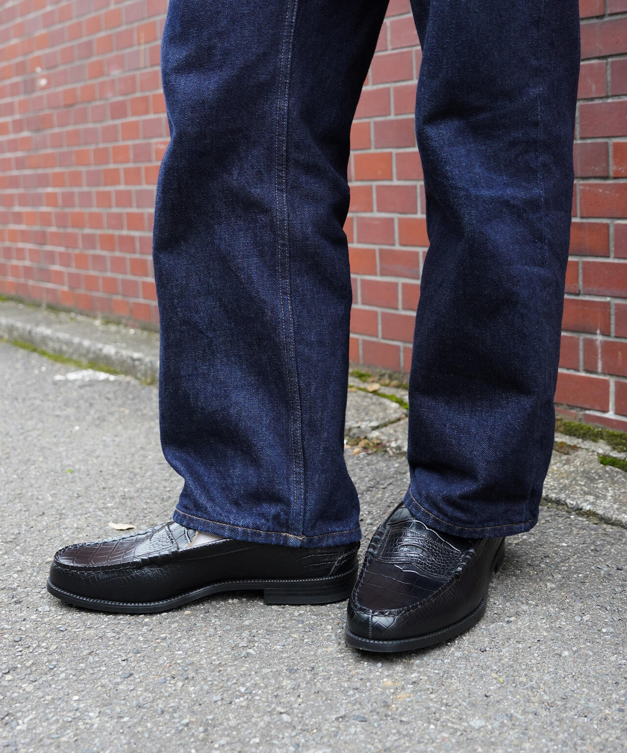 The Kenford Fineshoes/EMBOSSED LOAFERS BLACK CROCODILE COMBI