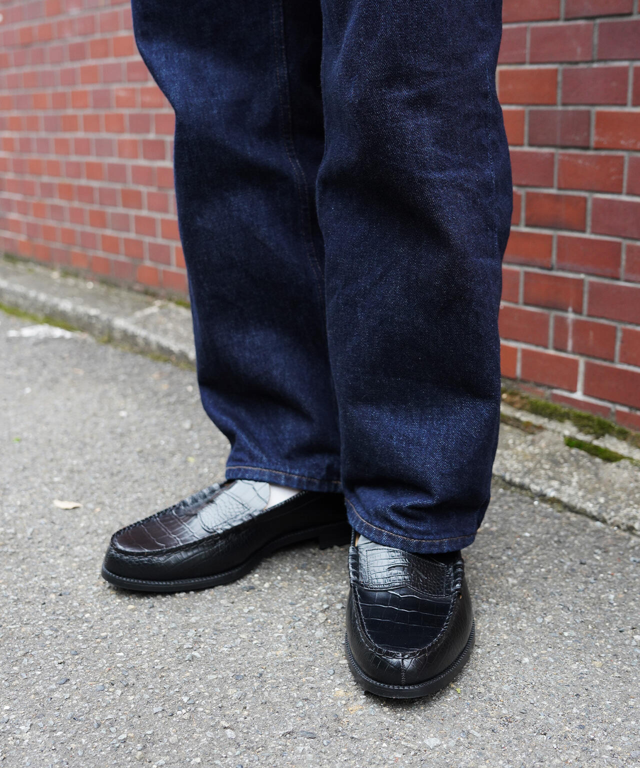 The Kenford Fineshoes/EMBOSSED LOAFERS BLACK CROCODILE COMBI