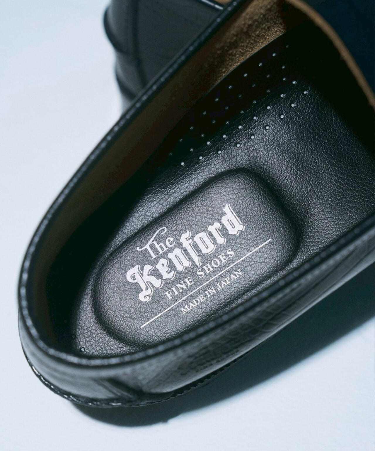 The Kenford Fineshoes/EMBOSSED LOAFERS BLACK CROCODILE COMBI