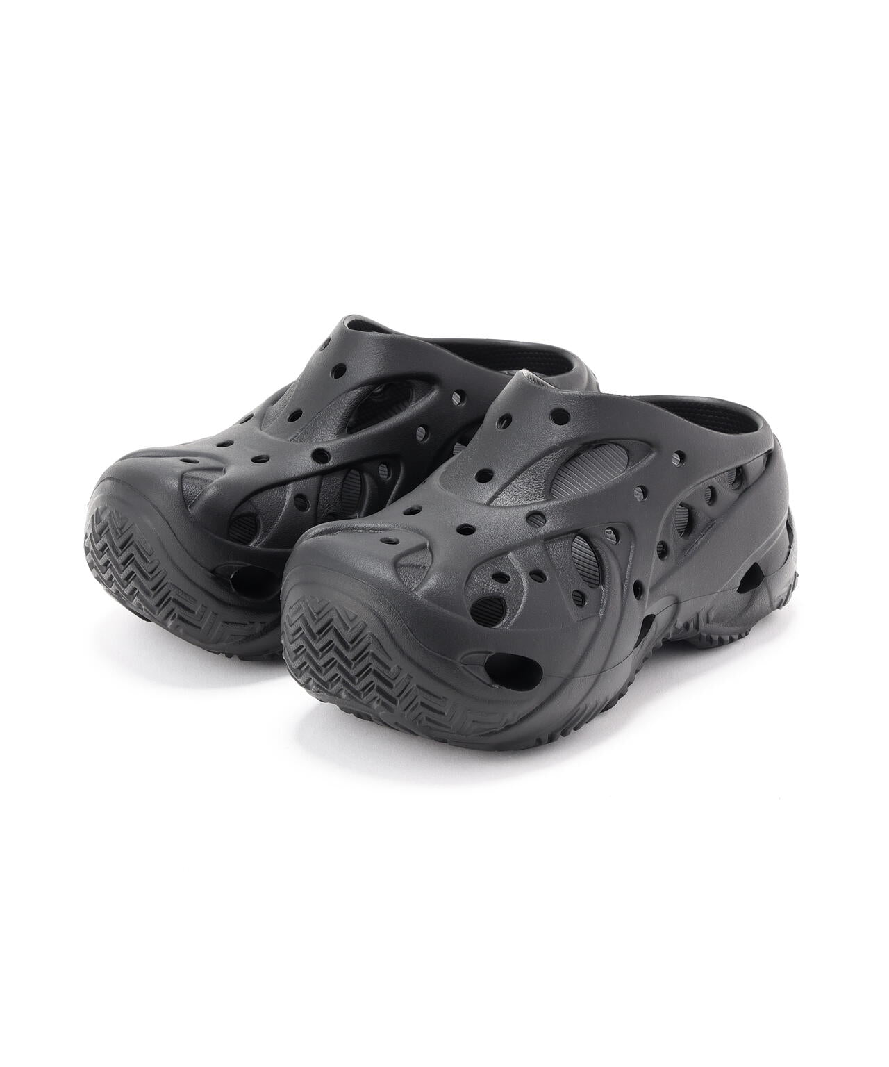 繭ごこち クロ crocs/クロックス/CAGED CLOG | L.H.P（エルエイチピー） ｜【公式