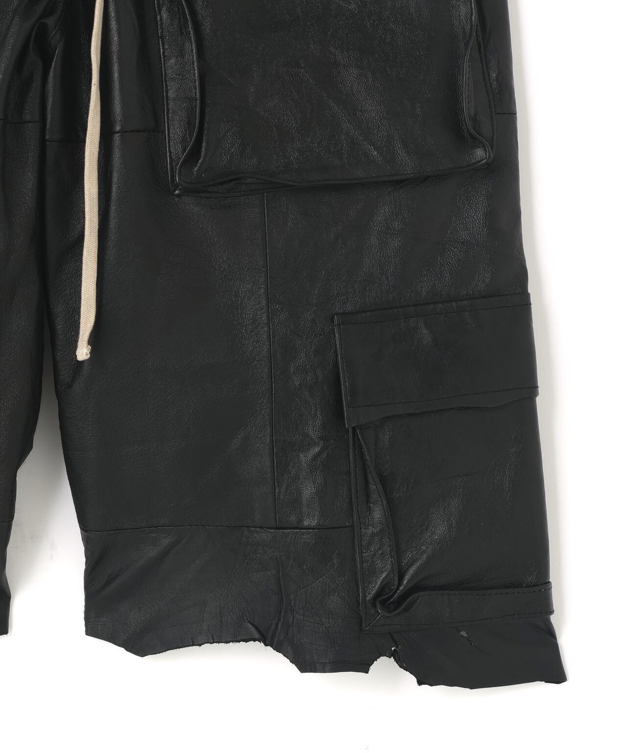 DankeSchon/ダンケシェーン/REPRO-LEATHER CARGO SHORTS | L.H.P