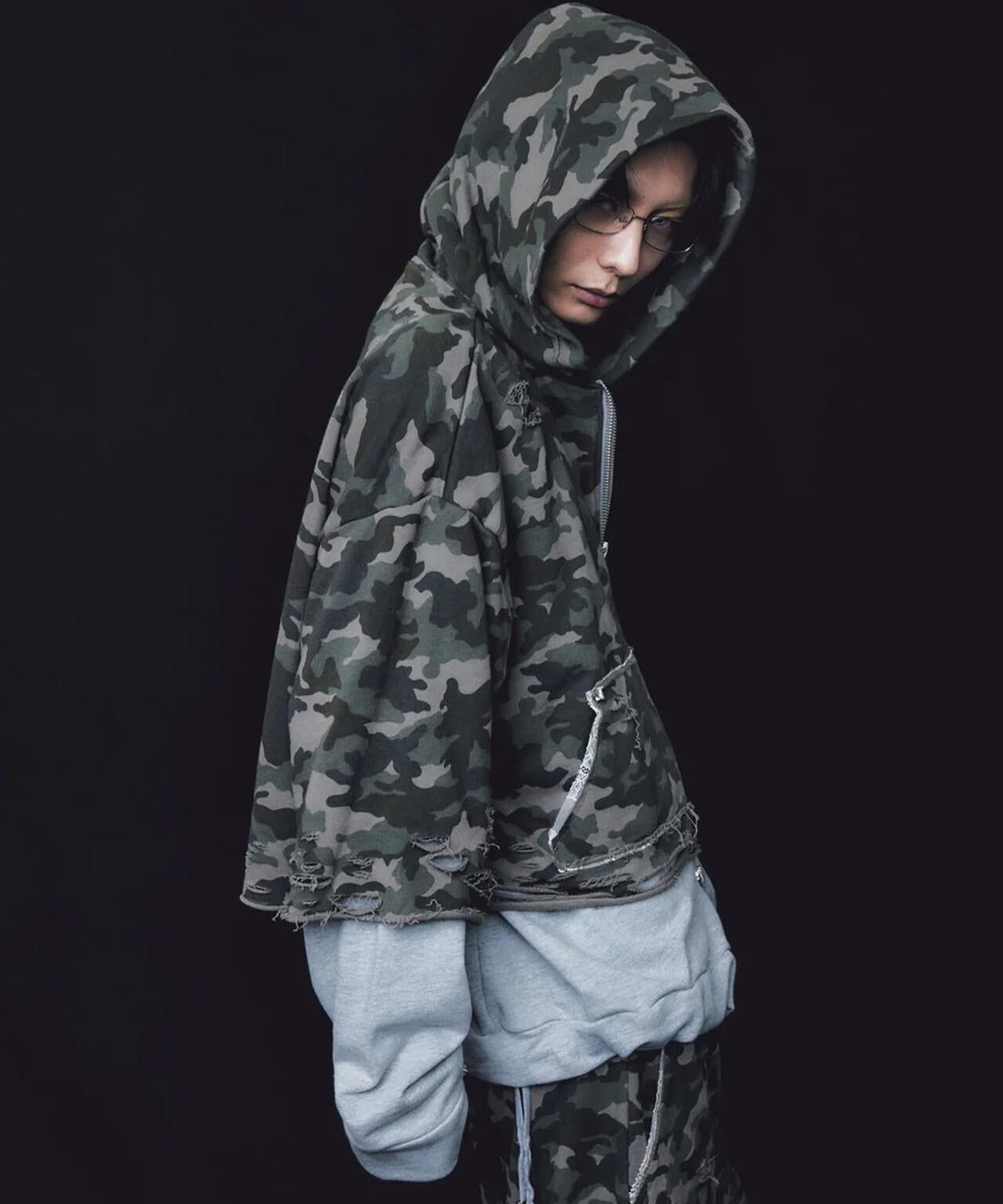 neith./ネイス/Layered Crush Hoodie(Camo×Gray) | L.H.P