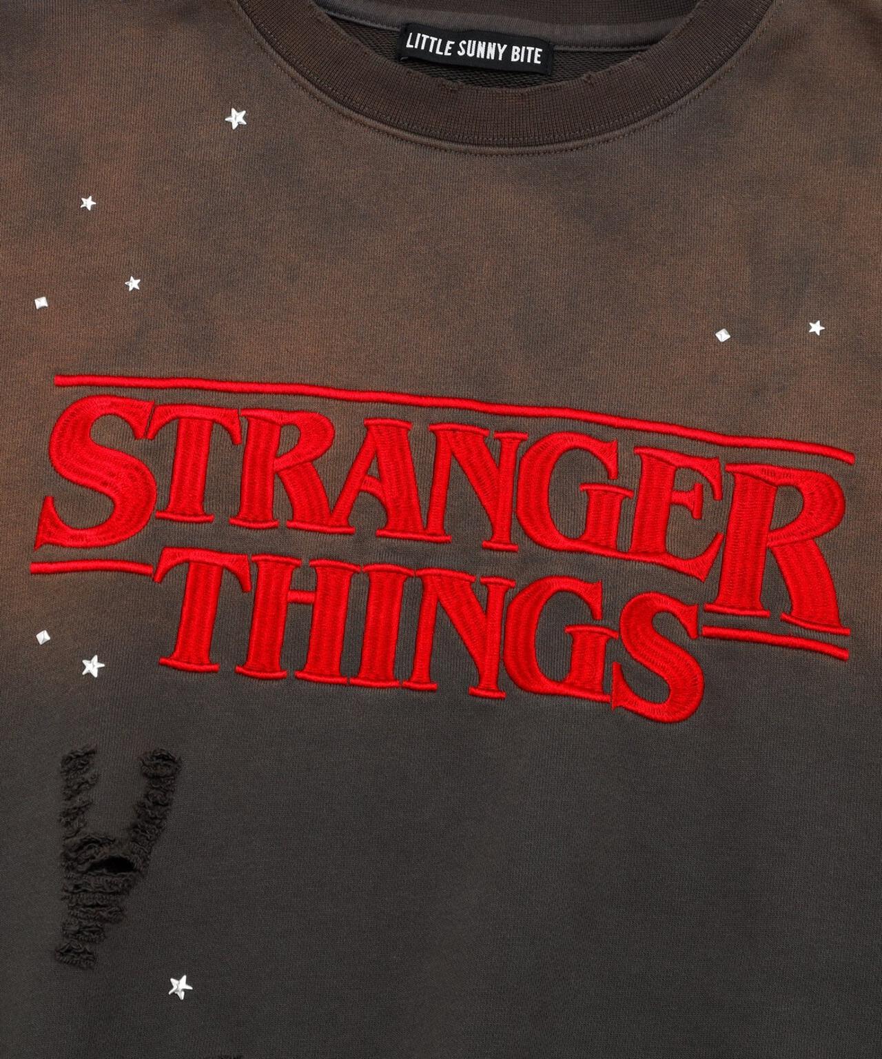 トップス stranger things x little sunny bite MAX littlesunnybite/stranger things x little sunny bite logo sweat