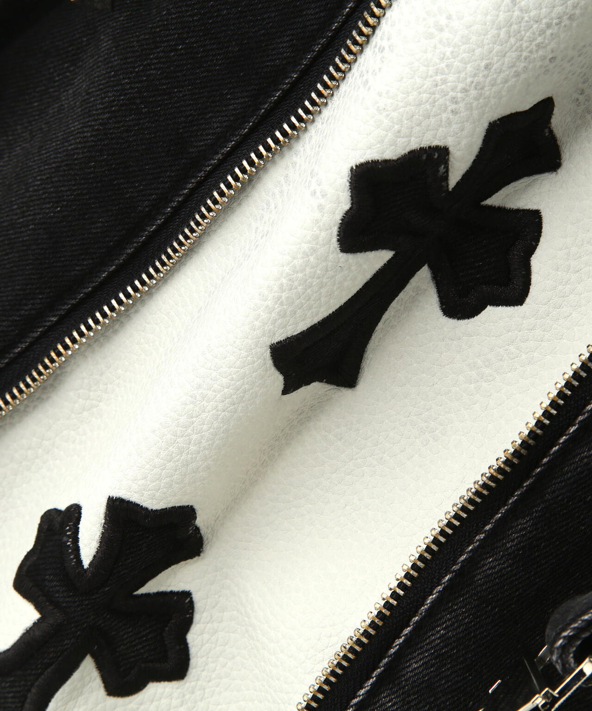 GUAPI/グアピ/Obsidian Black Cross Buckle Denim
