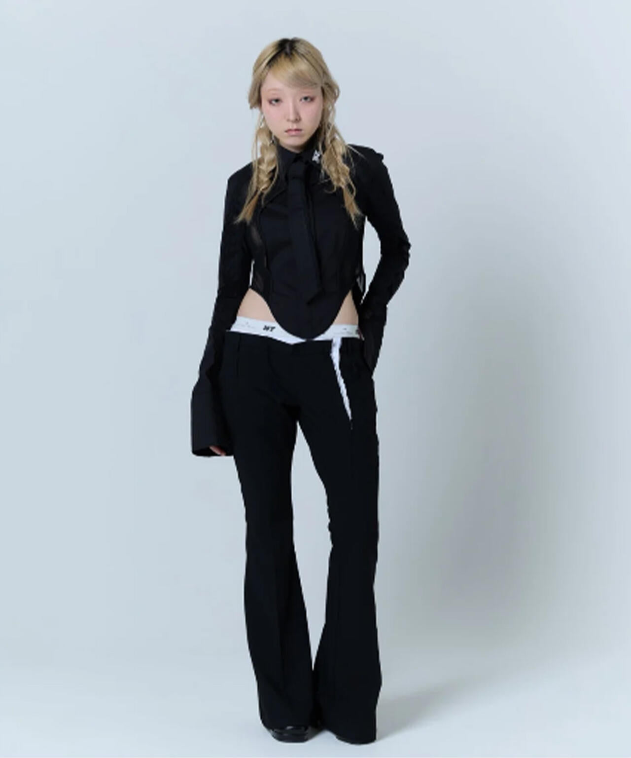 neith./ネイス/Destroyed Flare Trousers