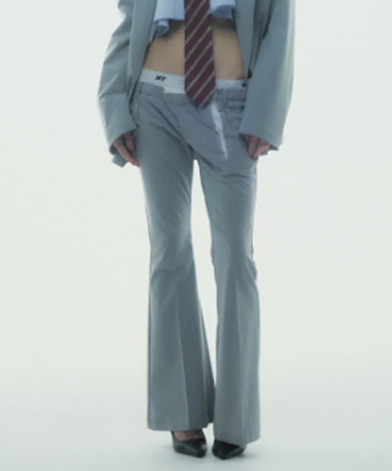 neith./ネイス/Destroyed Flare Trousers