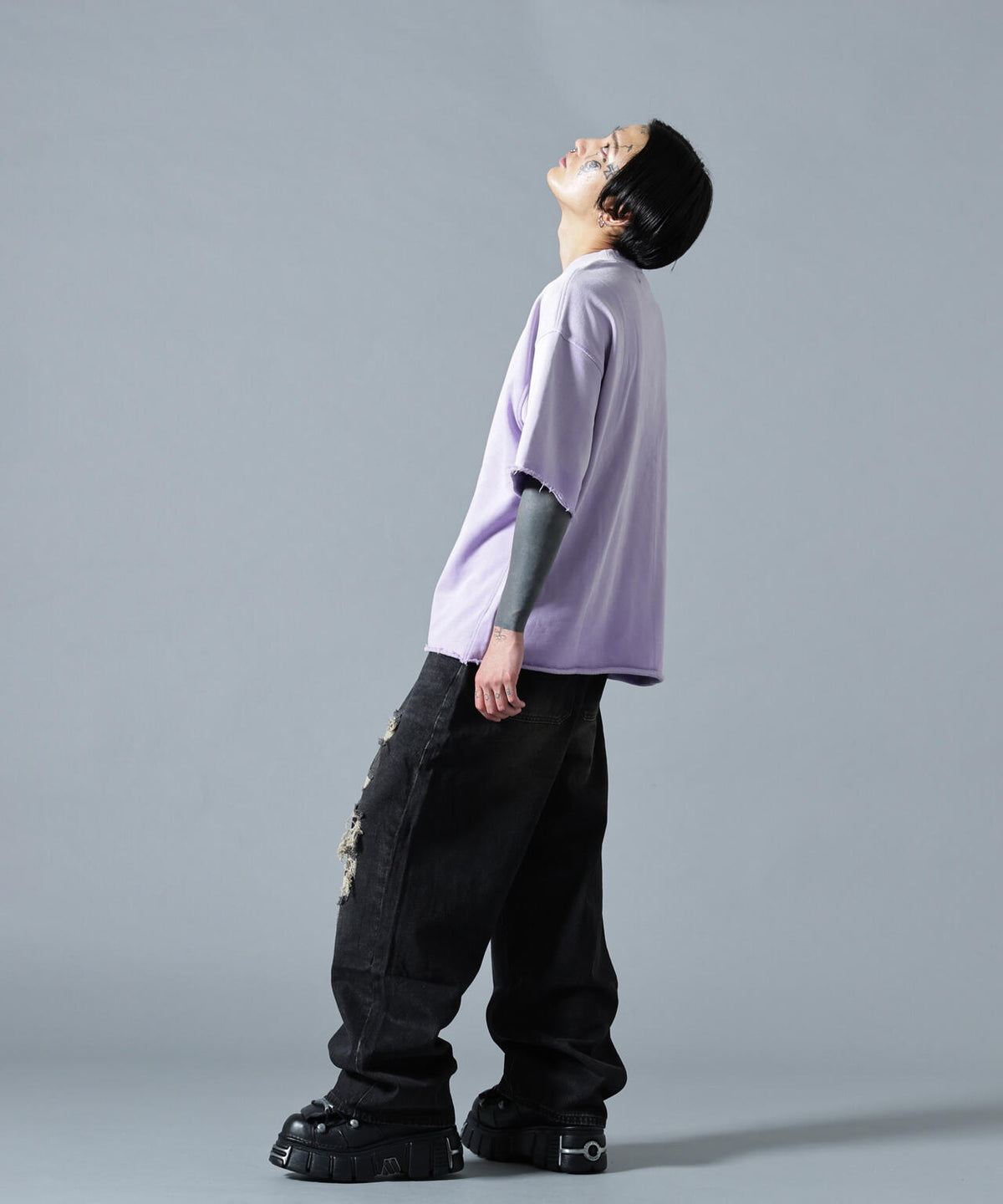 180cm B:87 W:66 H:84 着用サイズ：L