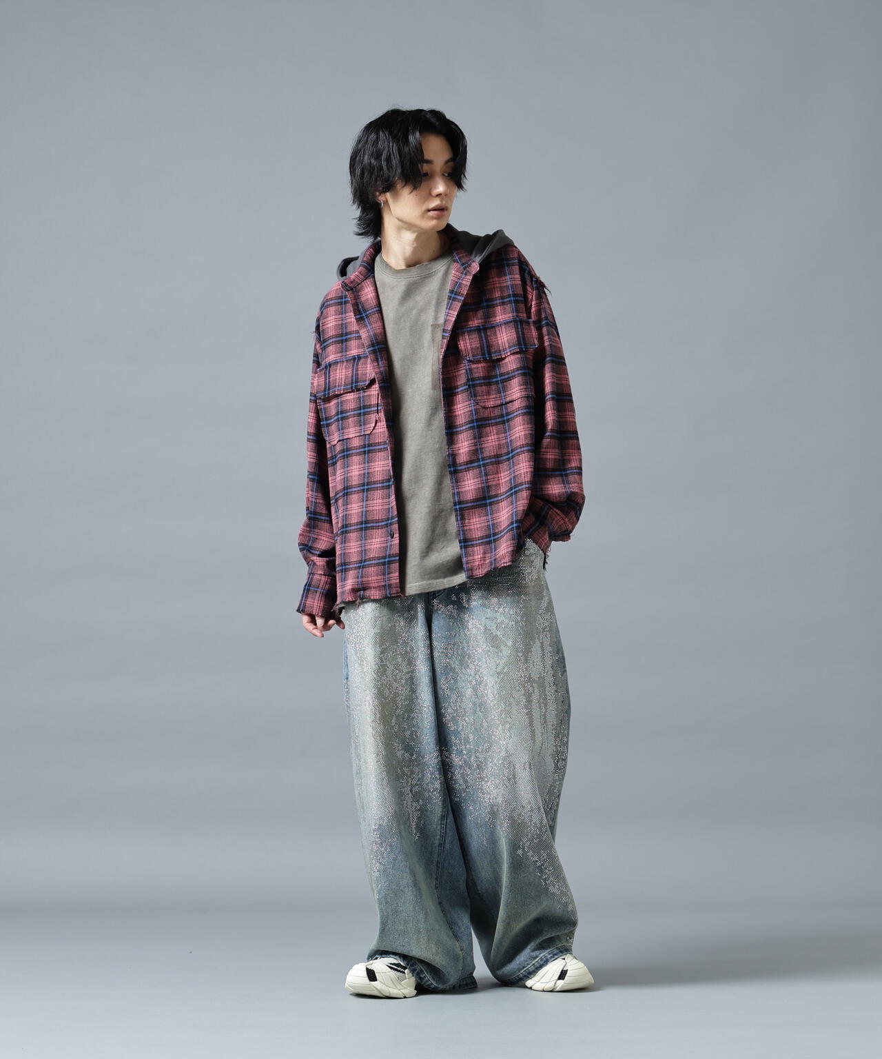 H:180cm C:88cm W:69cm H:90cm 着用サイズ：L