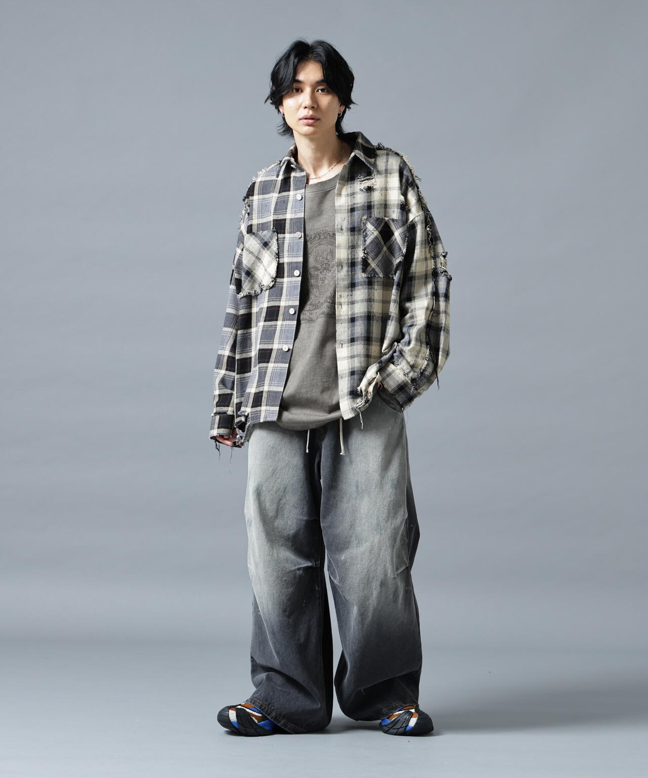 H:180cm C:88cm W:69cm H:90cm 着用サイズ：L