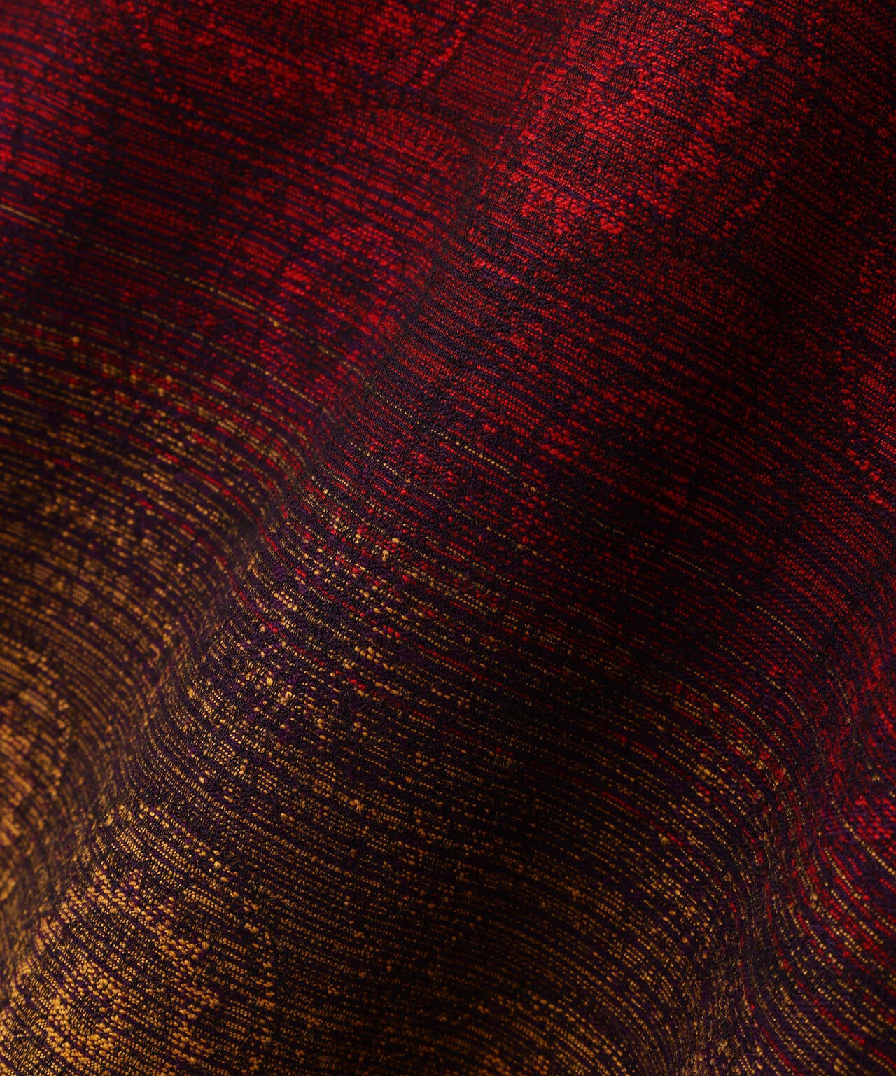 ＥｍｂｒｏｉｄｅｒｅｄＴｕｎｉｃ－ＯｍｂｒｅＪａｃｑｕａｒｄ