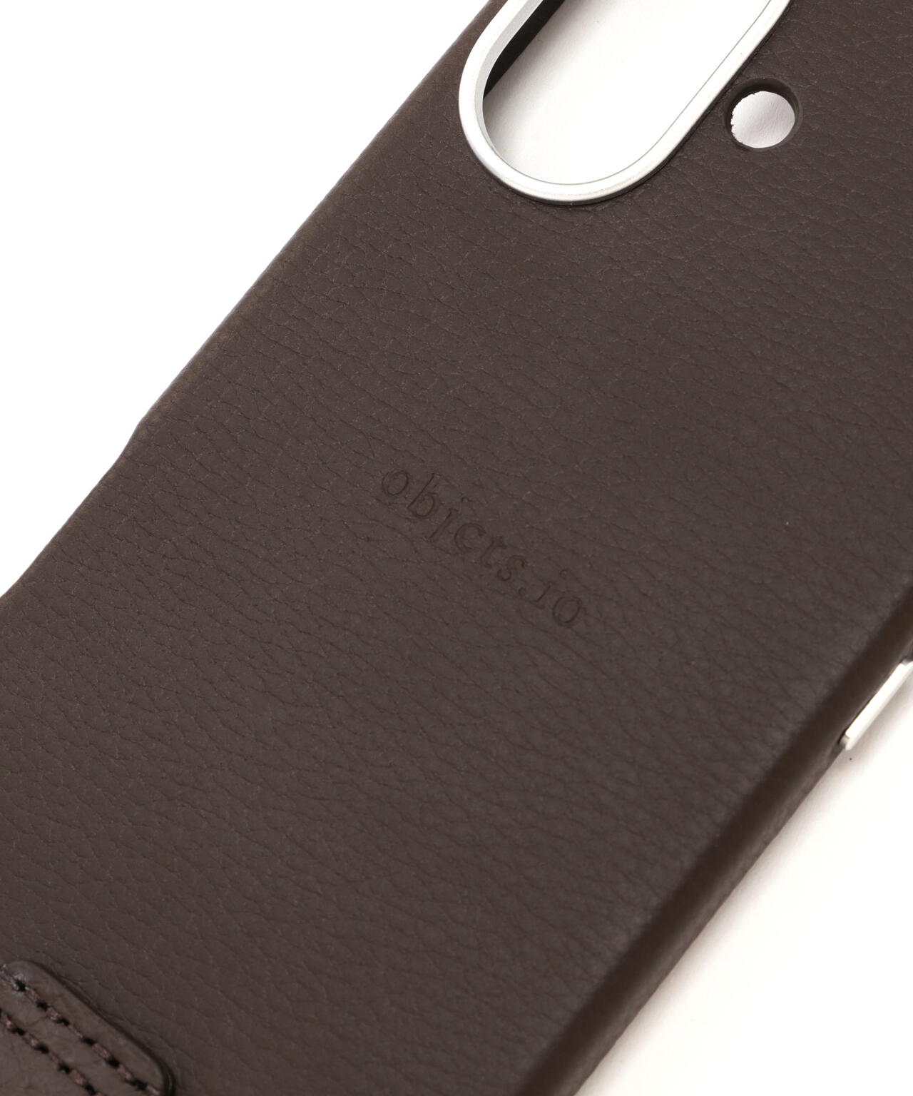 objcts.io/オブジェクツアイオー/カラビナ付きiPhoneケース【iPhone16