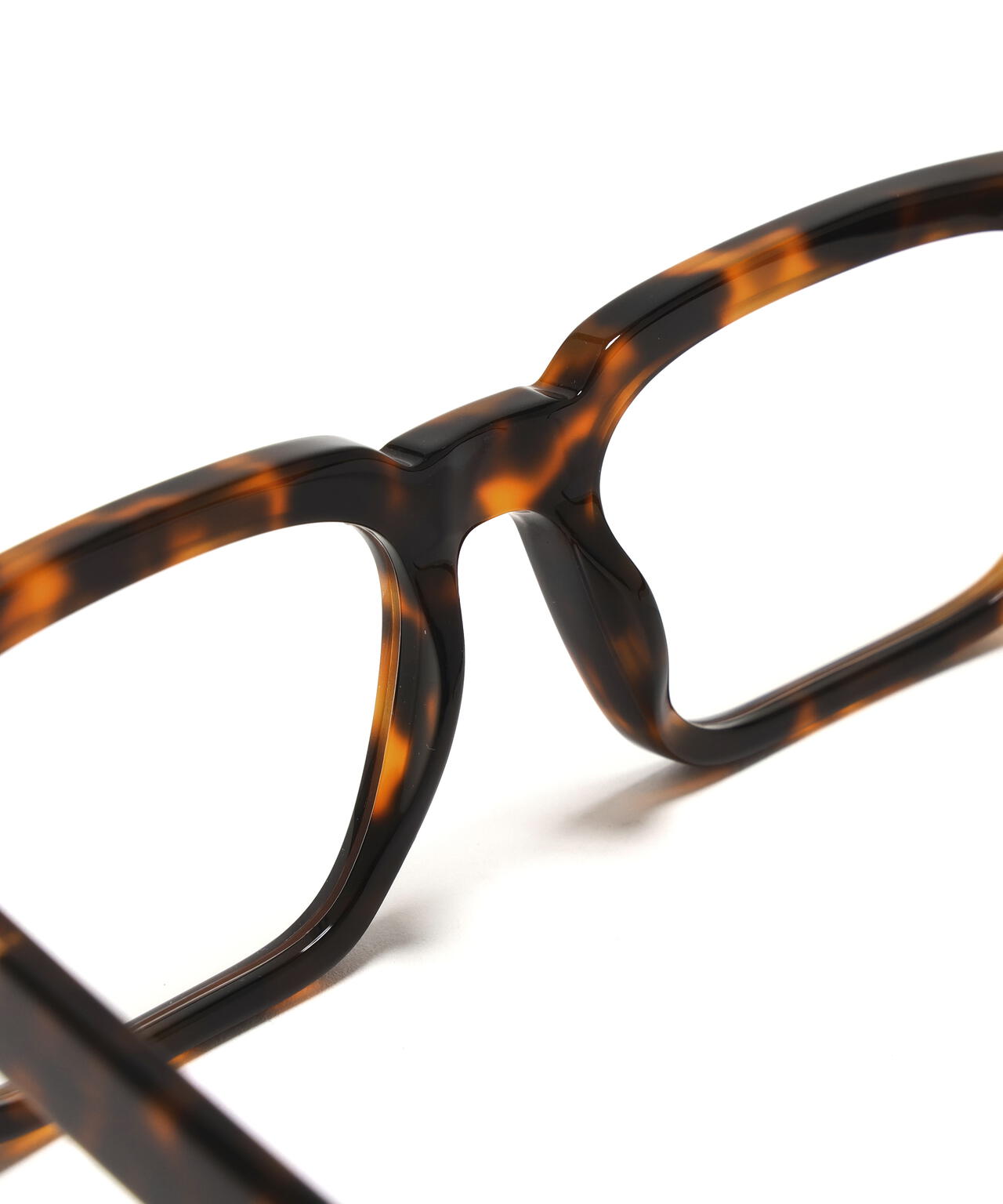 ＯＦＦ　ＷＨＩＴＥ／ＳＵＮＧＬＡＳＳＥＳ