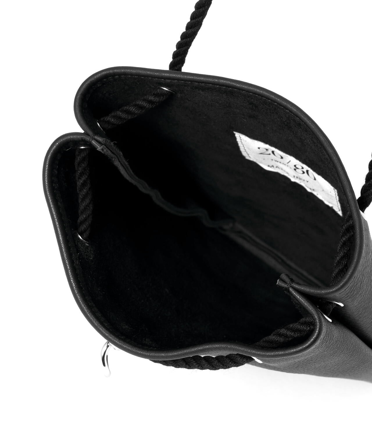ＳＨＲＩＮＫ　ＬＥＡＴＨＥＲ　ＪＩＮＫＩＣＨＩ　ＢＵＫＵＲＯ