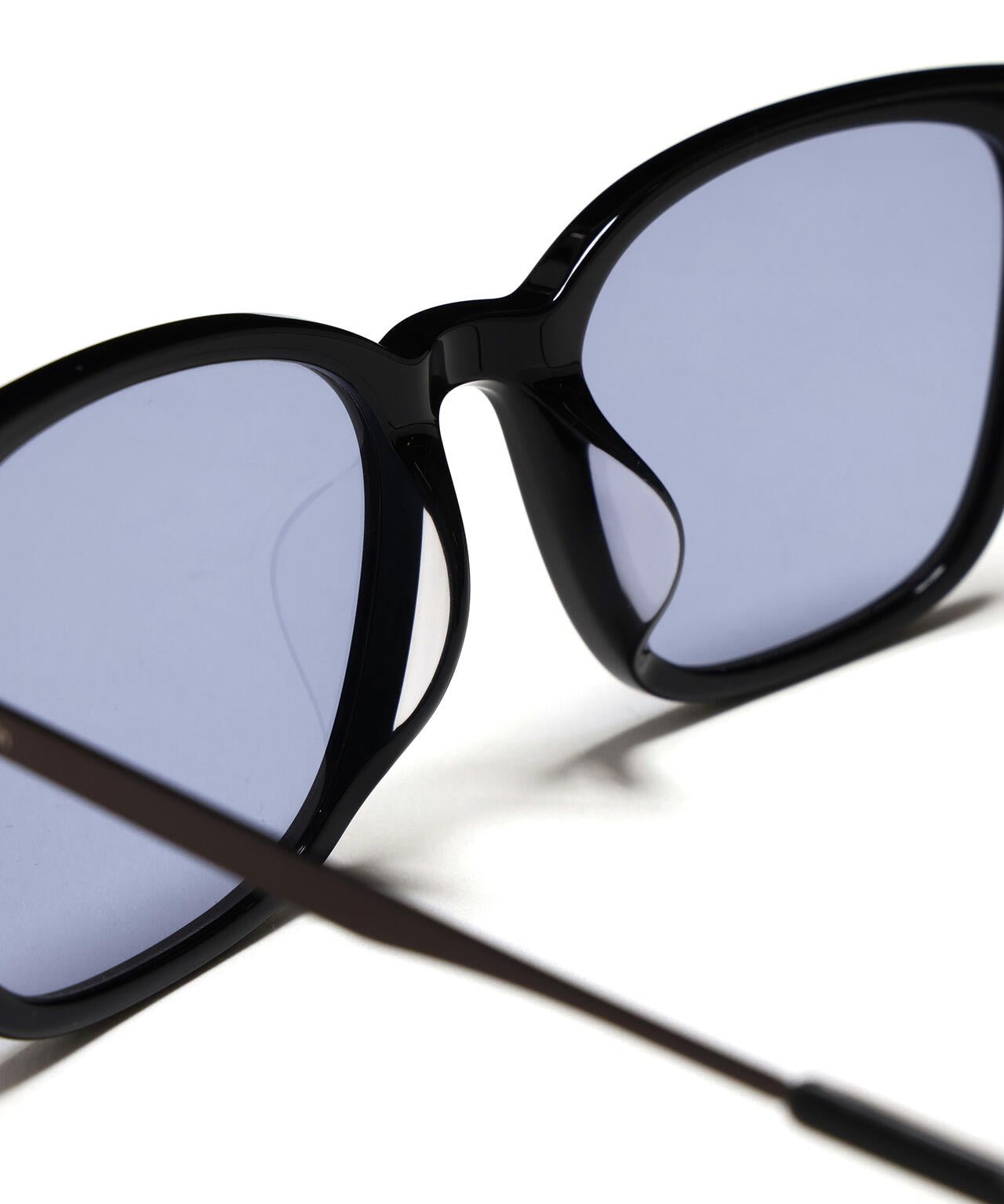 CalvinKlein/カルバンクライン/Sunglasses