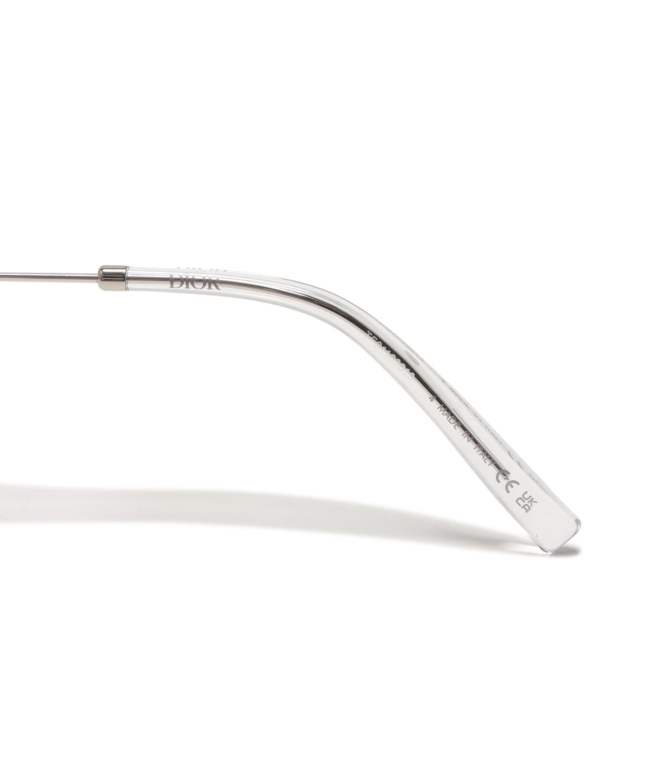 Ｃ　ＤＩＯＲ／ｅｙｅｗｅａｒ
