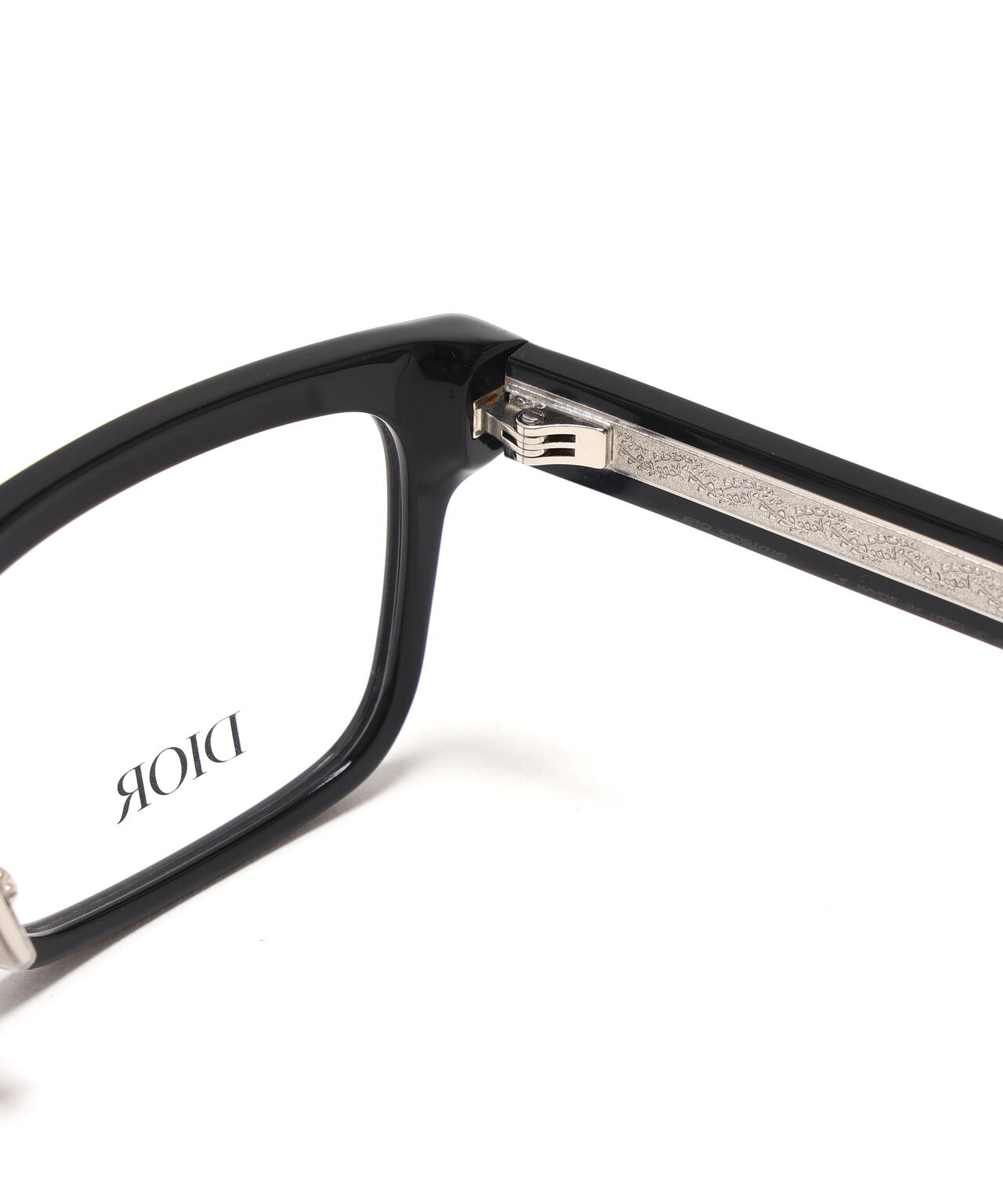 Ｃ　ＤＩＯＲ／ｅｙｅｗｅａｒ