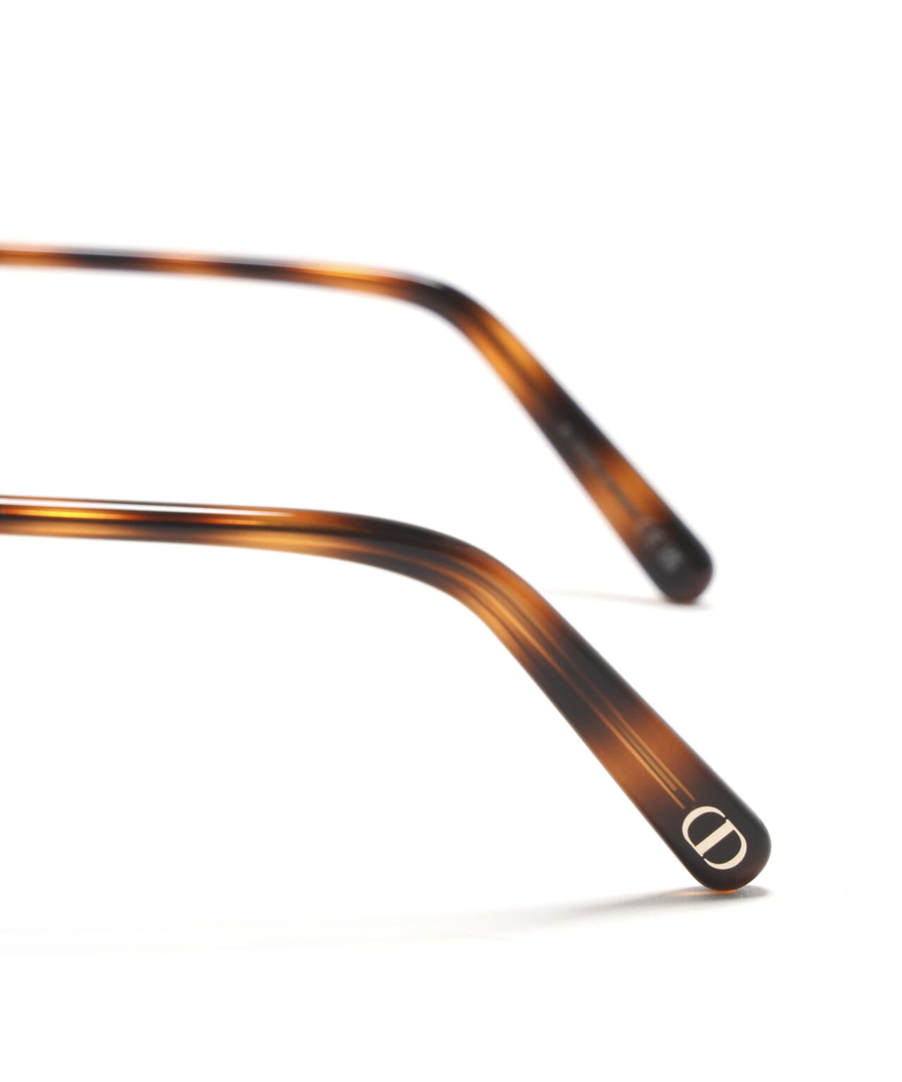 Ｃ　ＤＩＯＲ／ｅｙｅｗｅａｒ