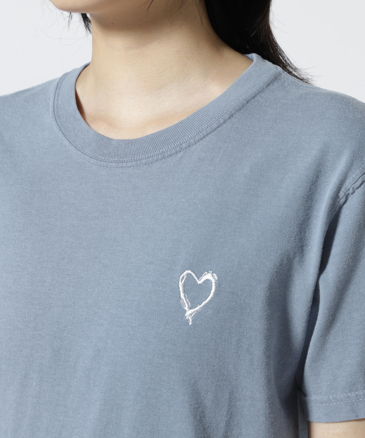 Kare/ME（カーミー） ハート刺繍Tシャツ