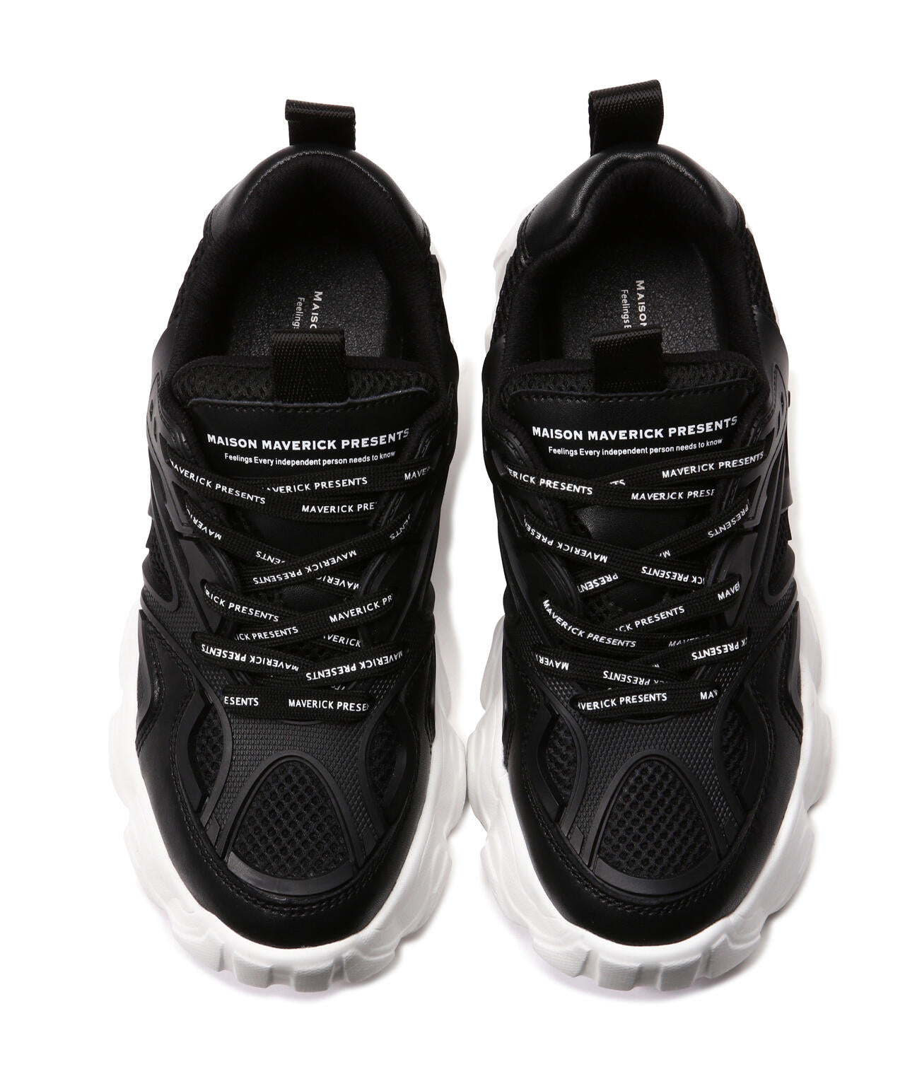 MAISON MAVERICK PRESENTS（メゾン・マベリック・プレゼンツ）ロゴシューレースダッドスニーカー