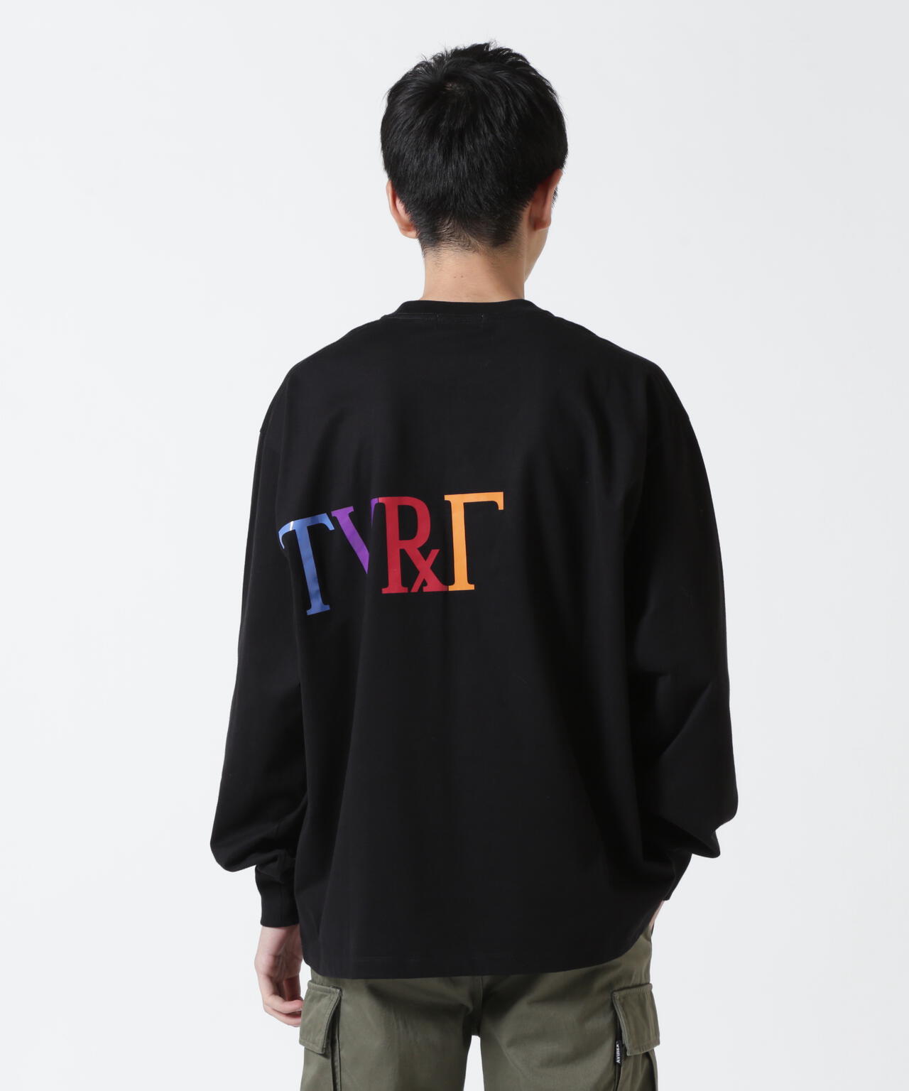 ON THE TURF(オン ザ ターフ)フロントロゴTEE