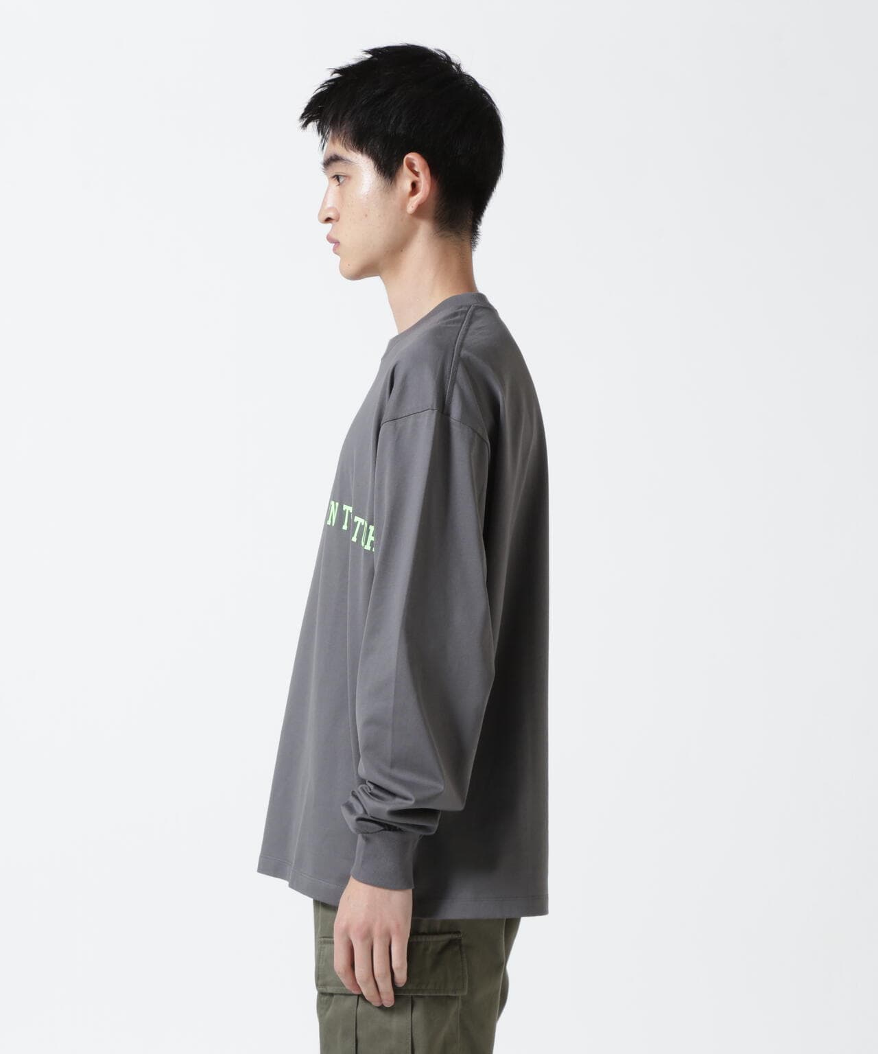 ON THE TURF(オン ザ ターフ)BACKSIDE TEE