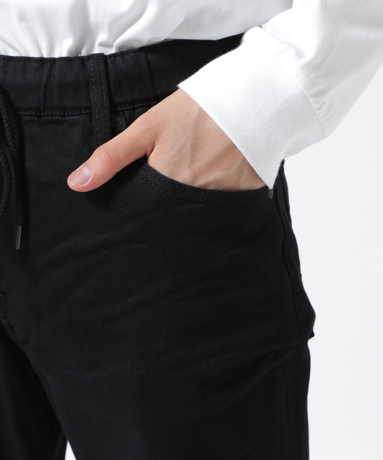 SURT（サート）SUPER BLACK DENIM