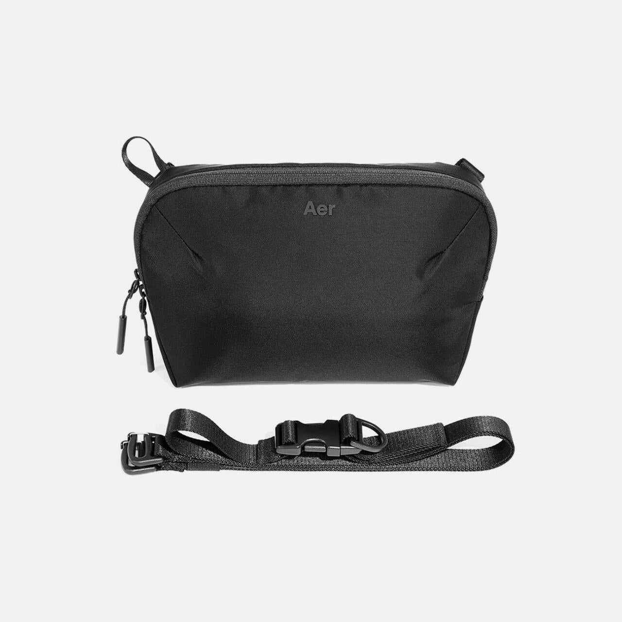 正規品 新品タグ付きAer Pro Sling エアー プロスリング ポーチ 黒 正規品 新品タグ付きAer Pro Sling エアー プロスリング ポーチ 黒