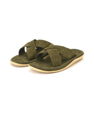 2426c380-394c-58c4-93e3-d5eb693a7431_Image