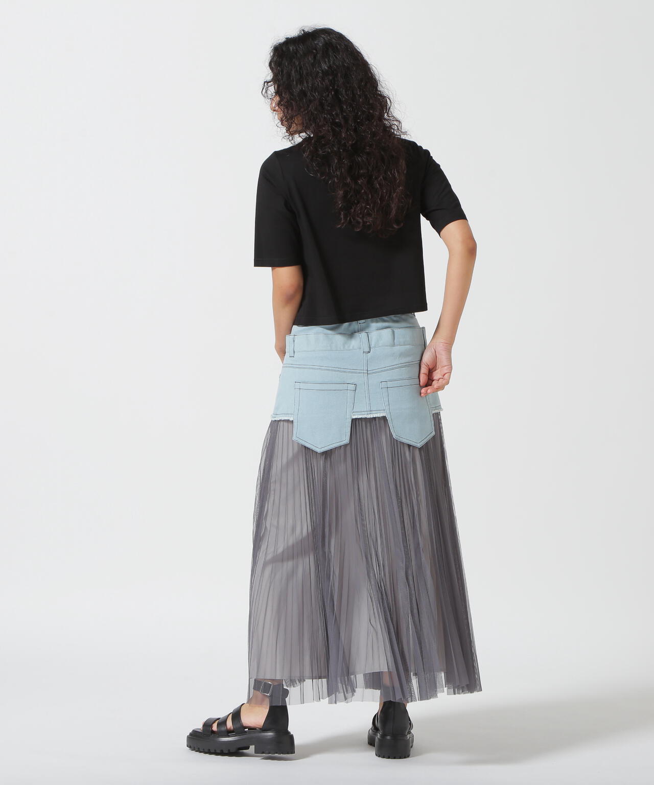 AULA AILA（アウラ アイラ）別注デニムプリーツレイヤードスカート | B