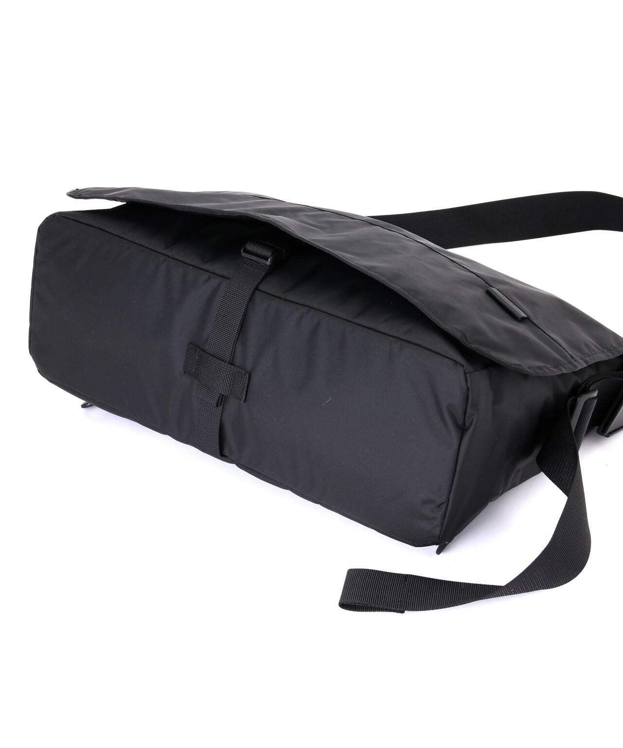 ビーセカンド（B’2nd）/SLOW(スロウ)ECOLON OX−messenger bag L 586S128P SLOW(スロウ)ECOLON OX-messenger bag L 586S128P | B'2nd（ビー