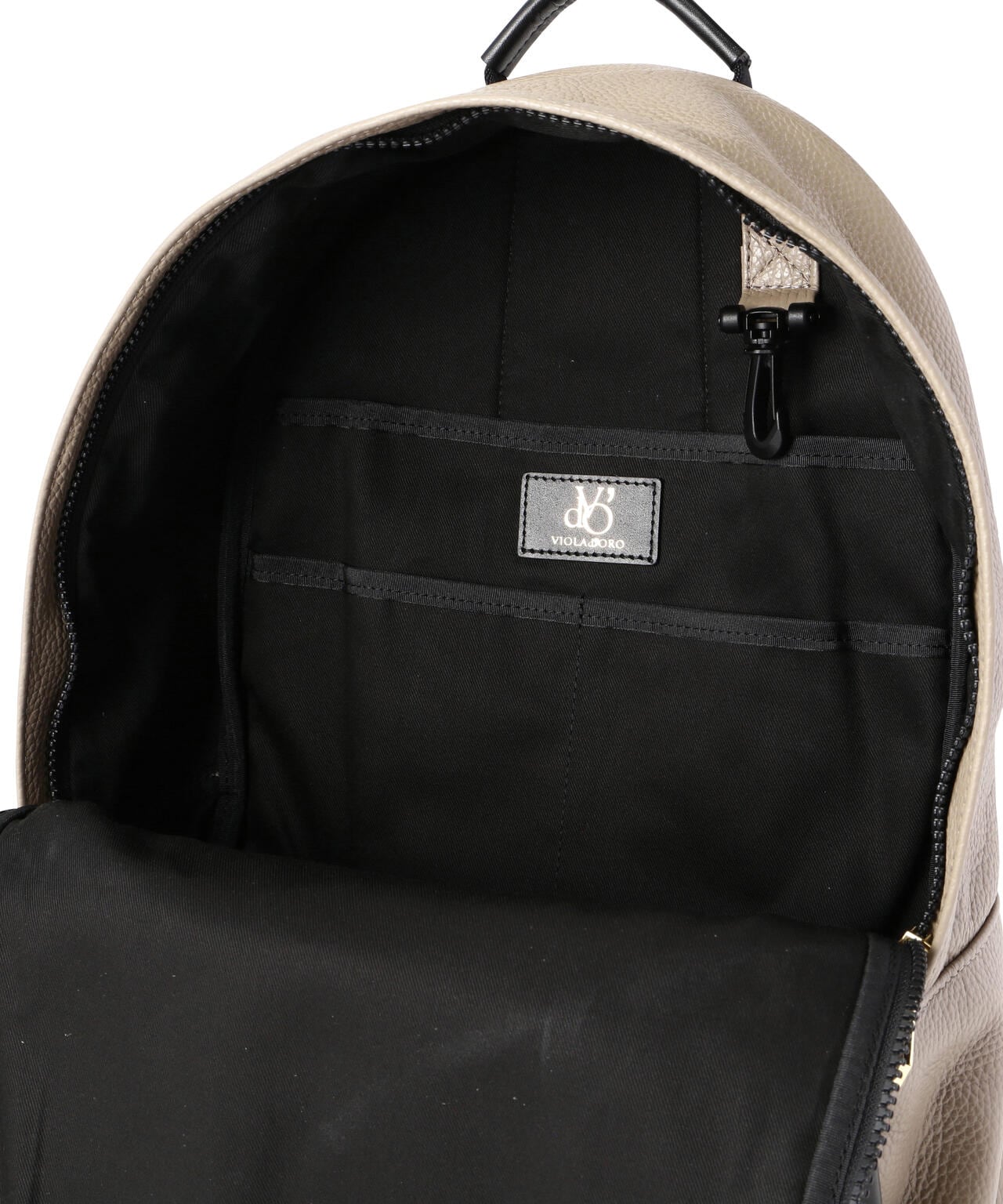 VIOLAd'ORO (ヴィオラドーロ) 型押しシュリンクレザーバックパック