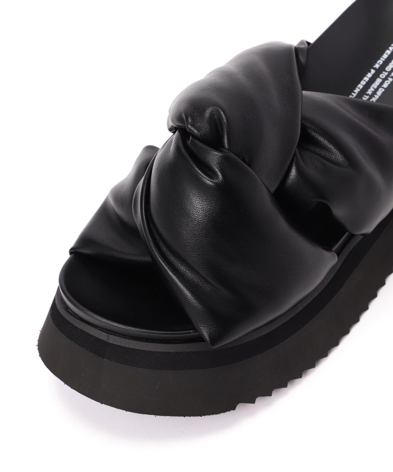 MAISON MAVERICK PRESENTS（メゾン・マベリック・プレゼンツ）フスベットサンダル