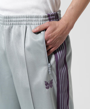 f4a70704-260e-51a0-a5c4-66c19983da95_Image