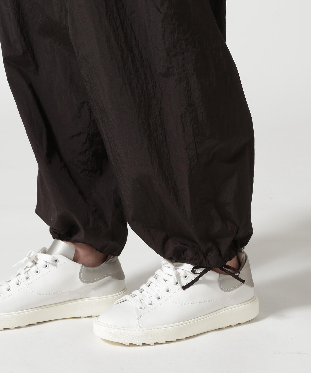 ATON・エイトン・GIZA OXFORD TAPERED PANTS・ブラック DSCF3578.jpg