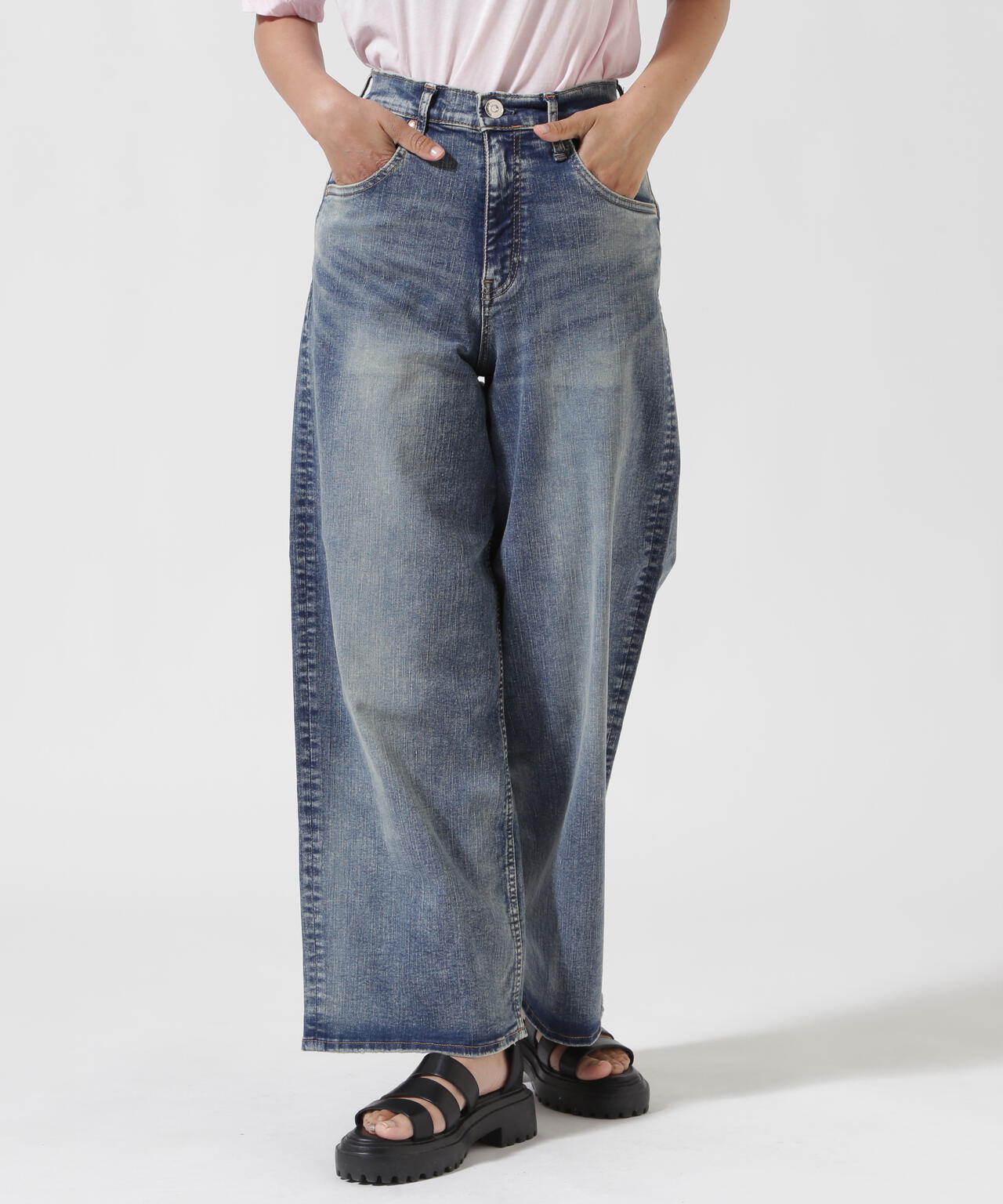 1b4e5c81-d4c2-5969-8f73-8d449445ebfa_Image