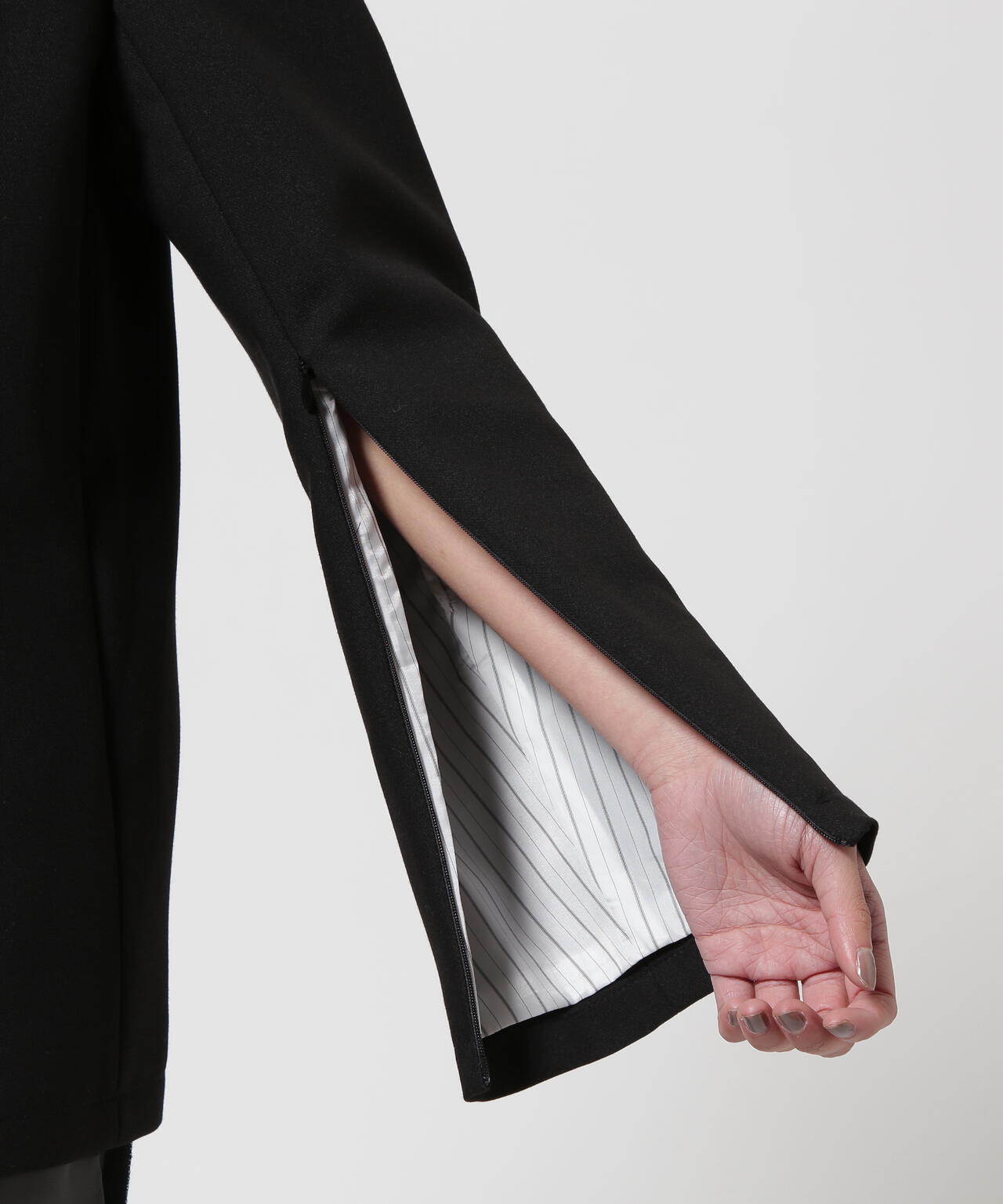 d8854960-f9fa-51cd-b92c-b7006bce3efc_Image