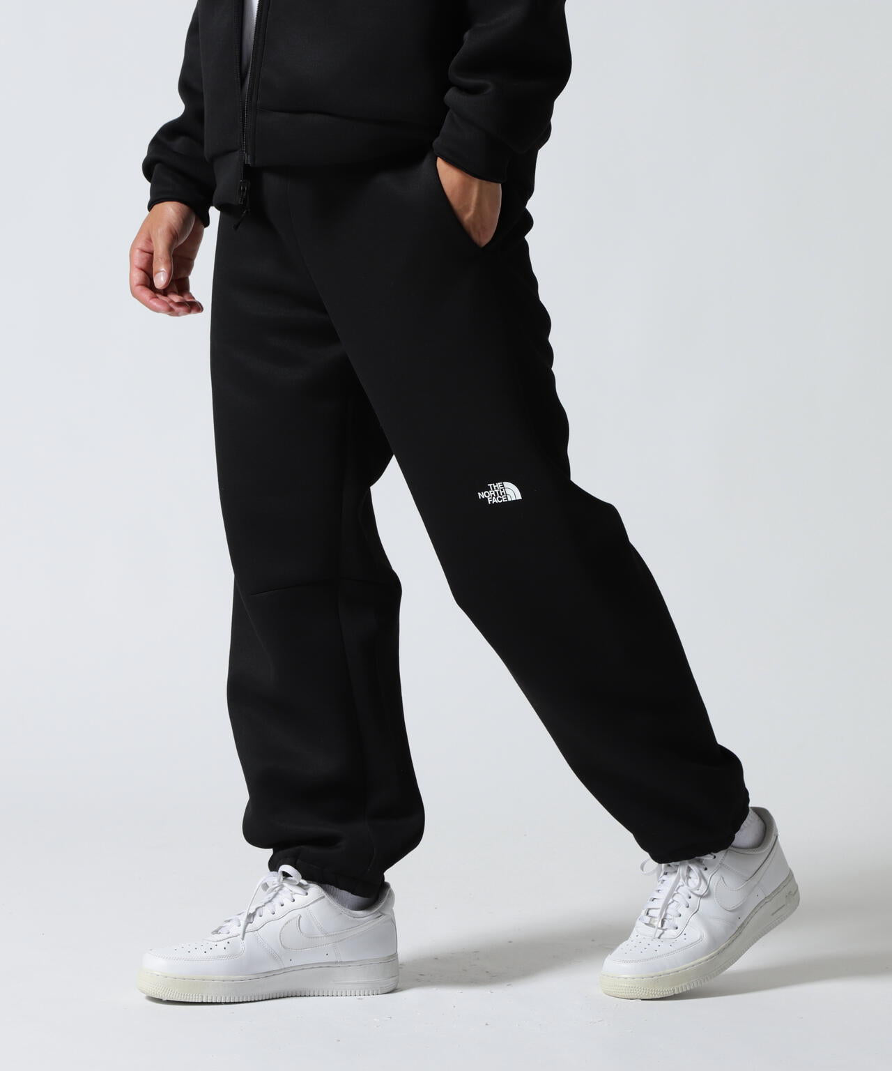 THE NORTH FACE (ザ・ノース・フェイス）Tech Air Sweat Pant