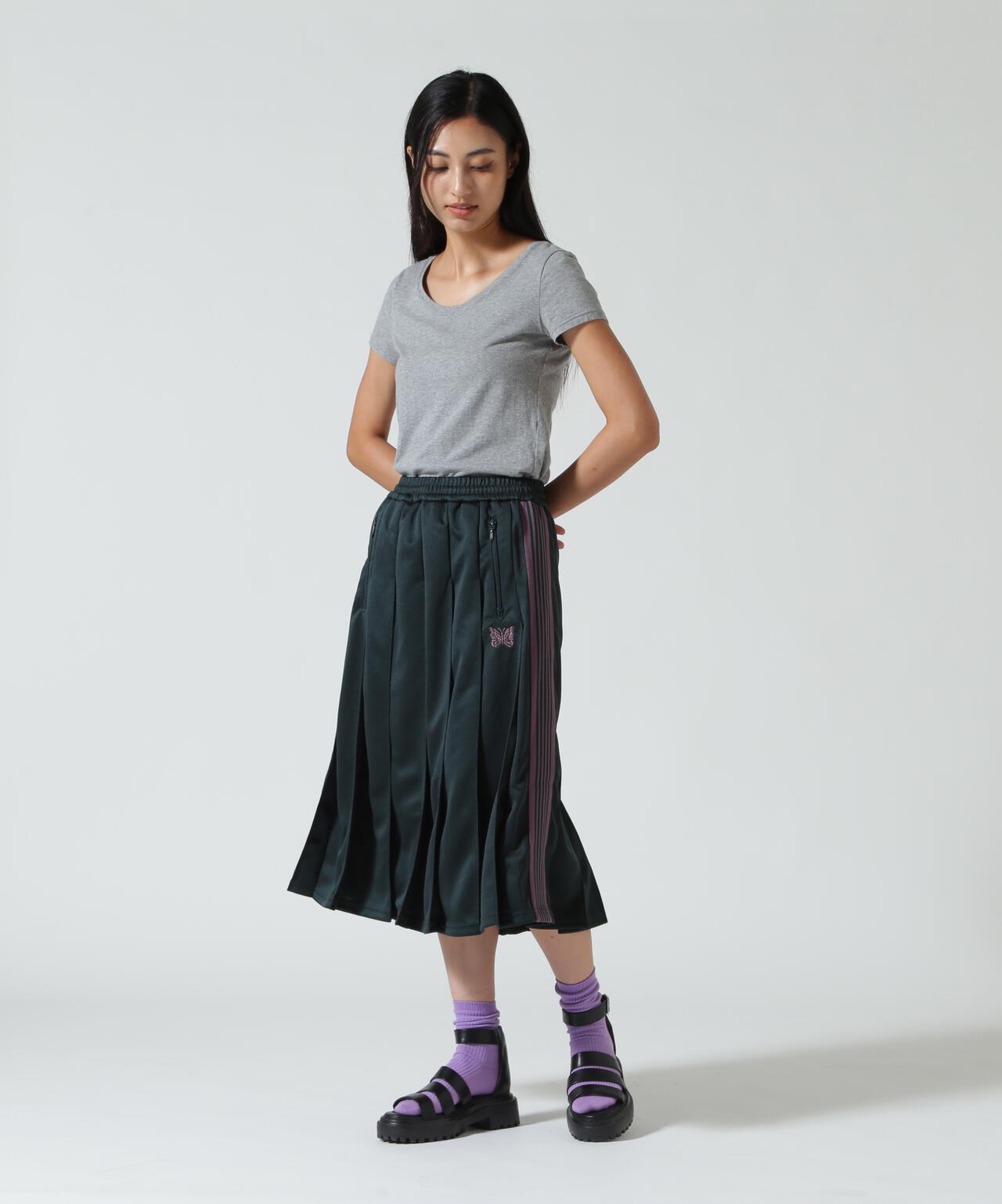 NEEDLES / ニードルズ / Pleated Track Skirt - Poly Smooth RW322 | B